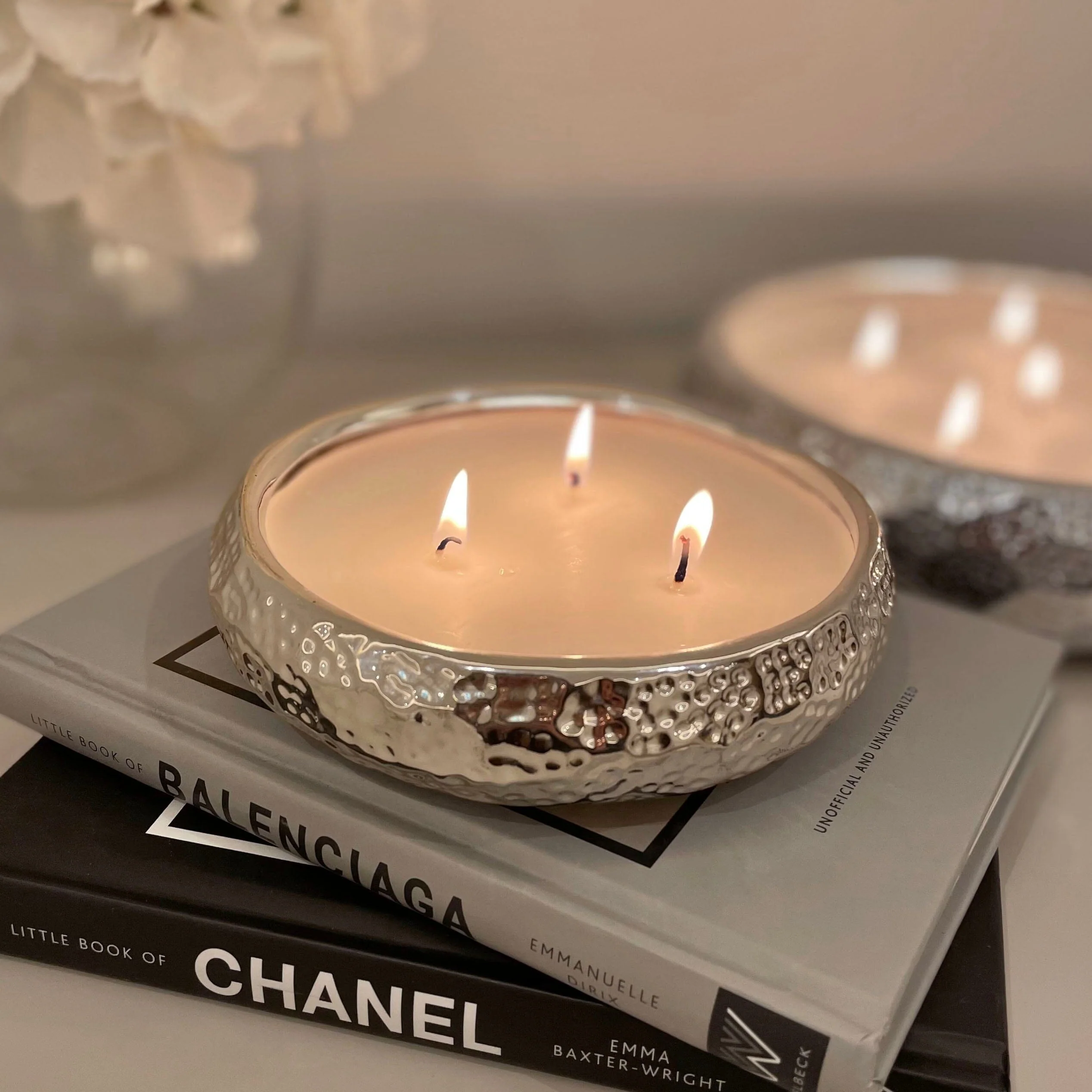 Aeolian 3 Wick Silver Scented Candle - Image 3
