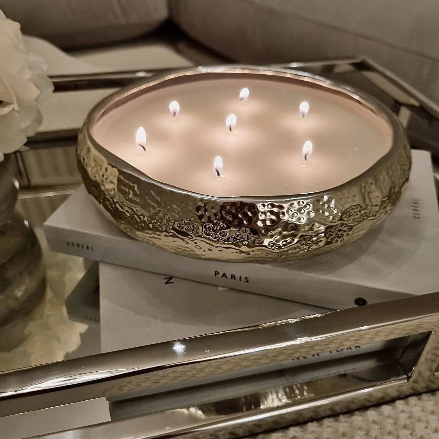 Aeolian 7 Wick Gold Scented Candle - Image 2