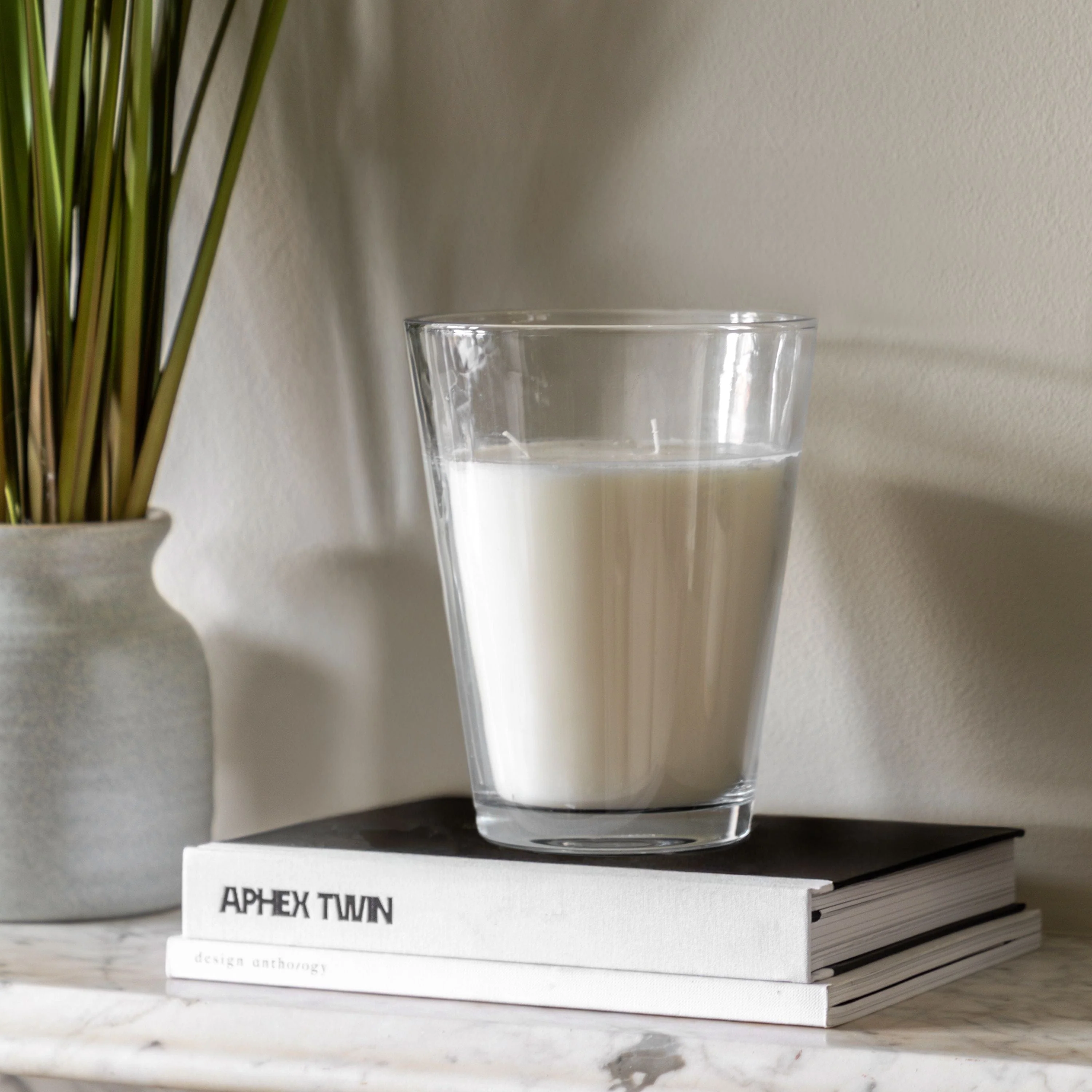 Aroma English Pear & Freesia Glass Candle Small