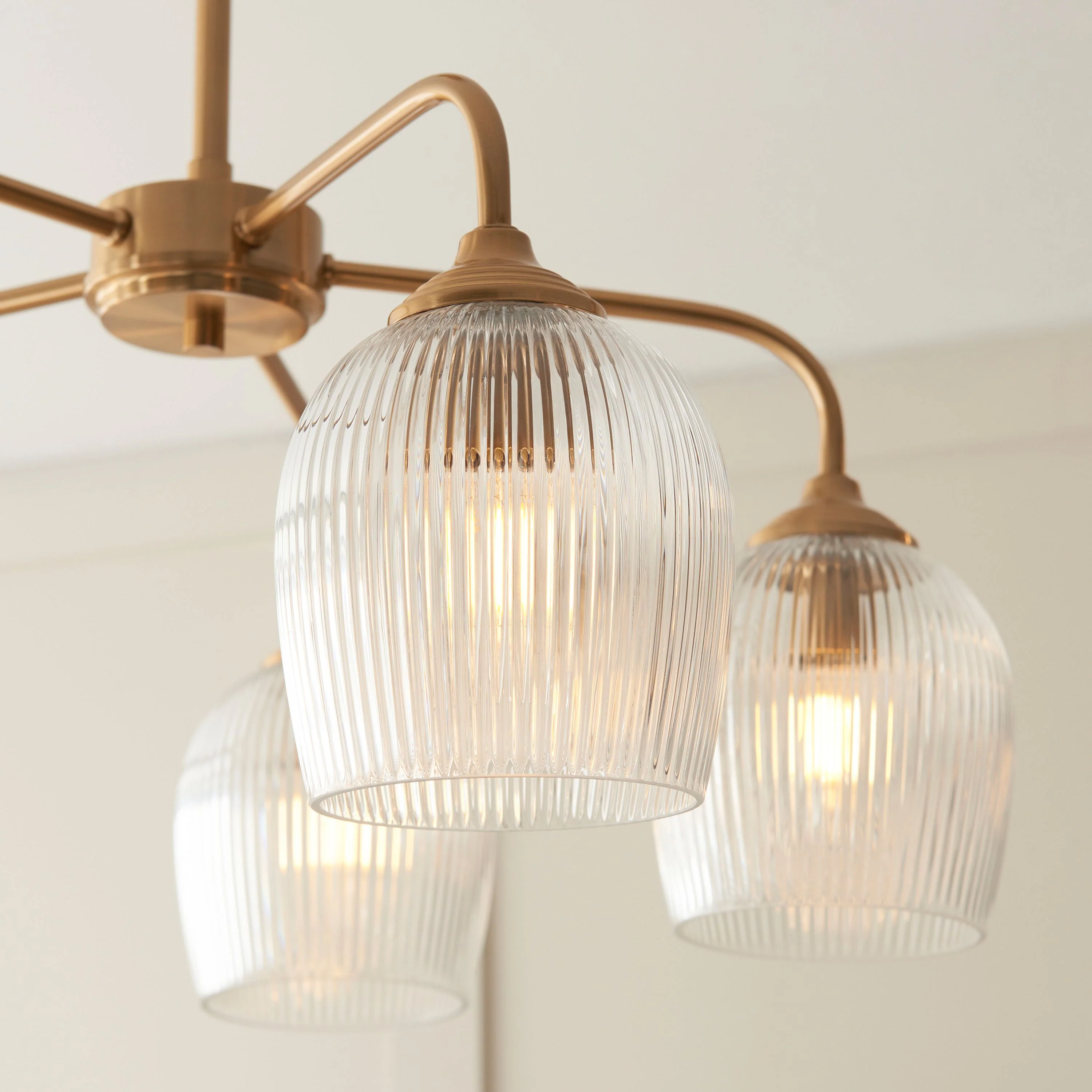 Ashcroft Ribbed 5 Pendant Light Brushed Aged Brass - Image 3