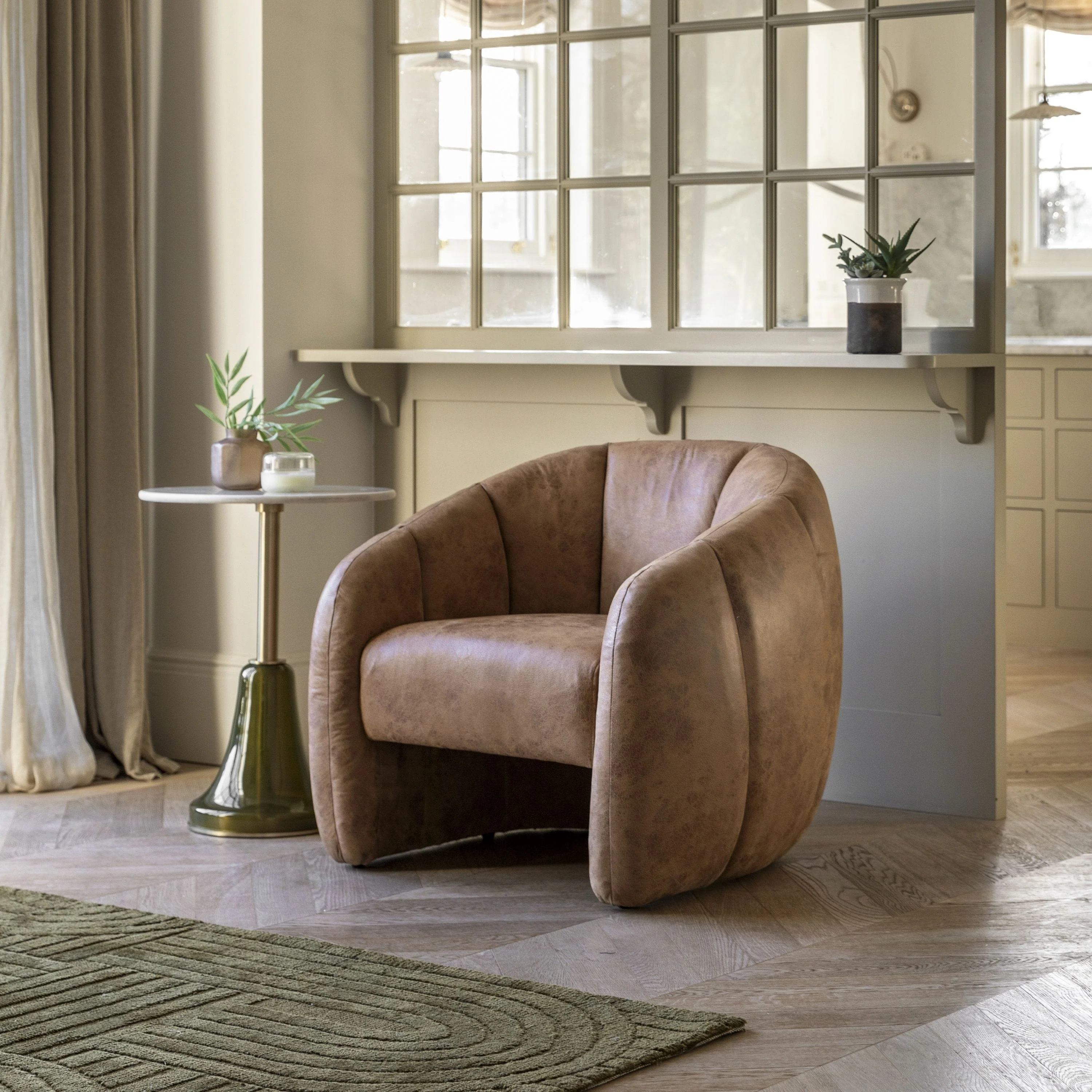 Otterham Tub Chair Antique Tan Leather 780x810x740mm