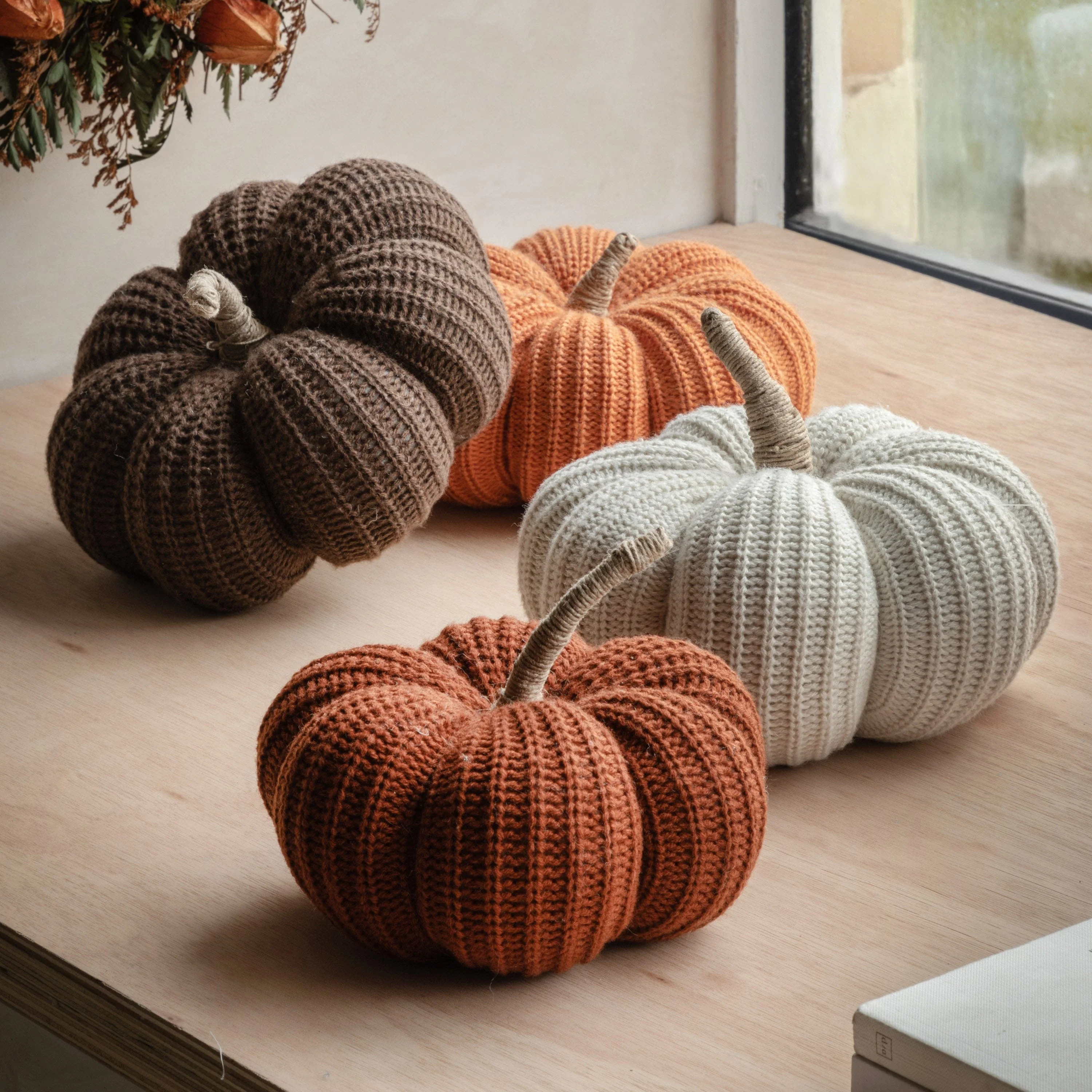 Autumn Knitted Pumpkin Rust - Image 6