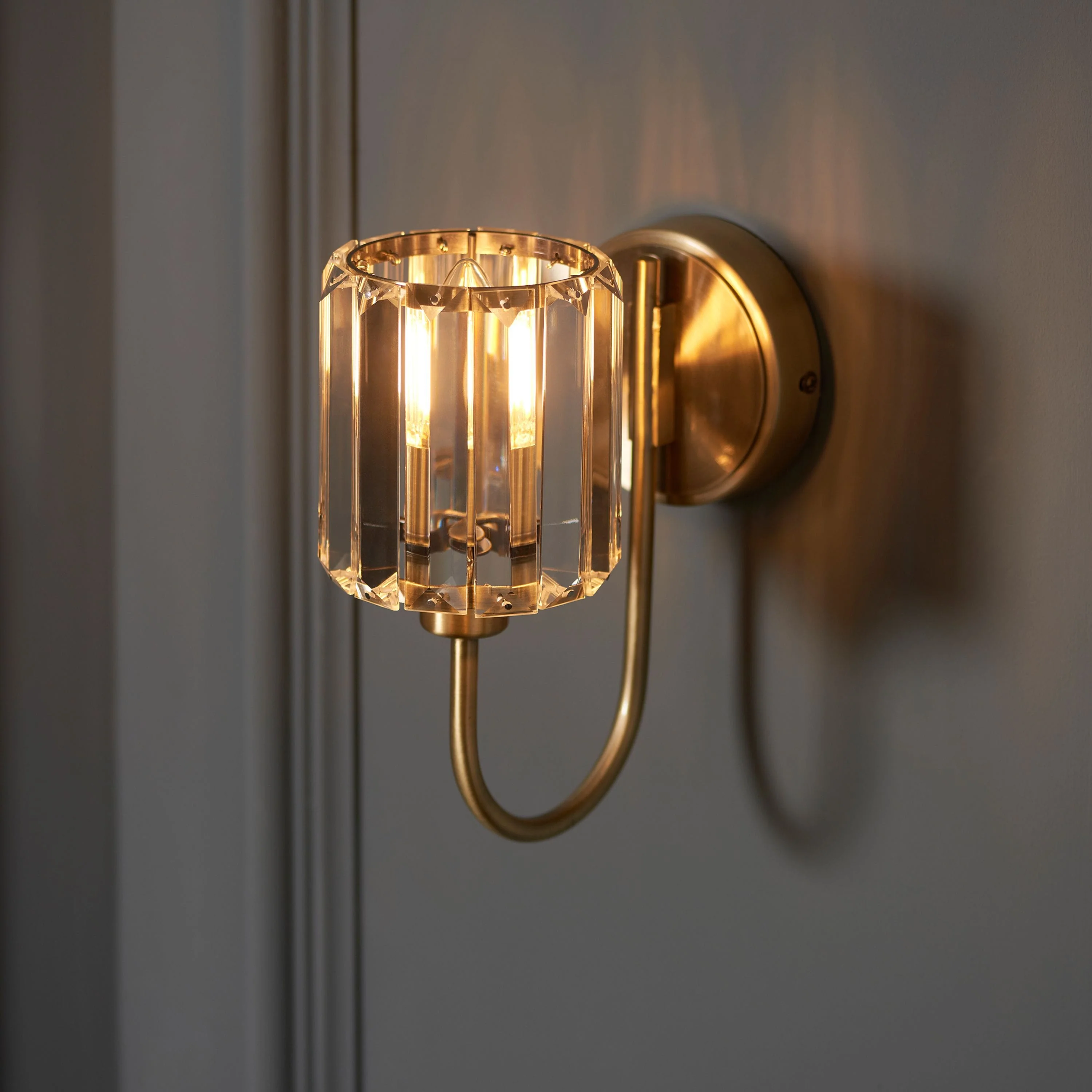Berenice 1 Wall Light Antique Brass - Image 6