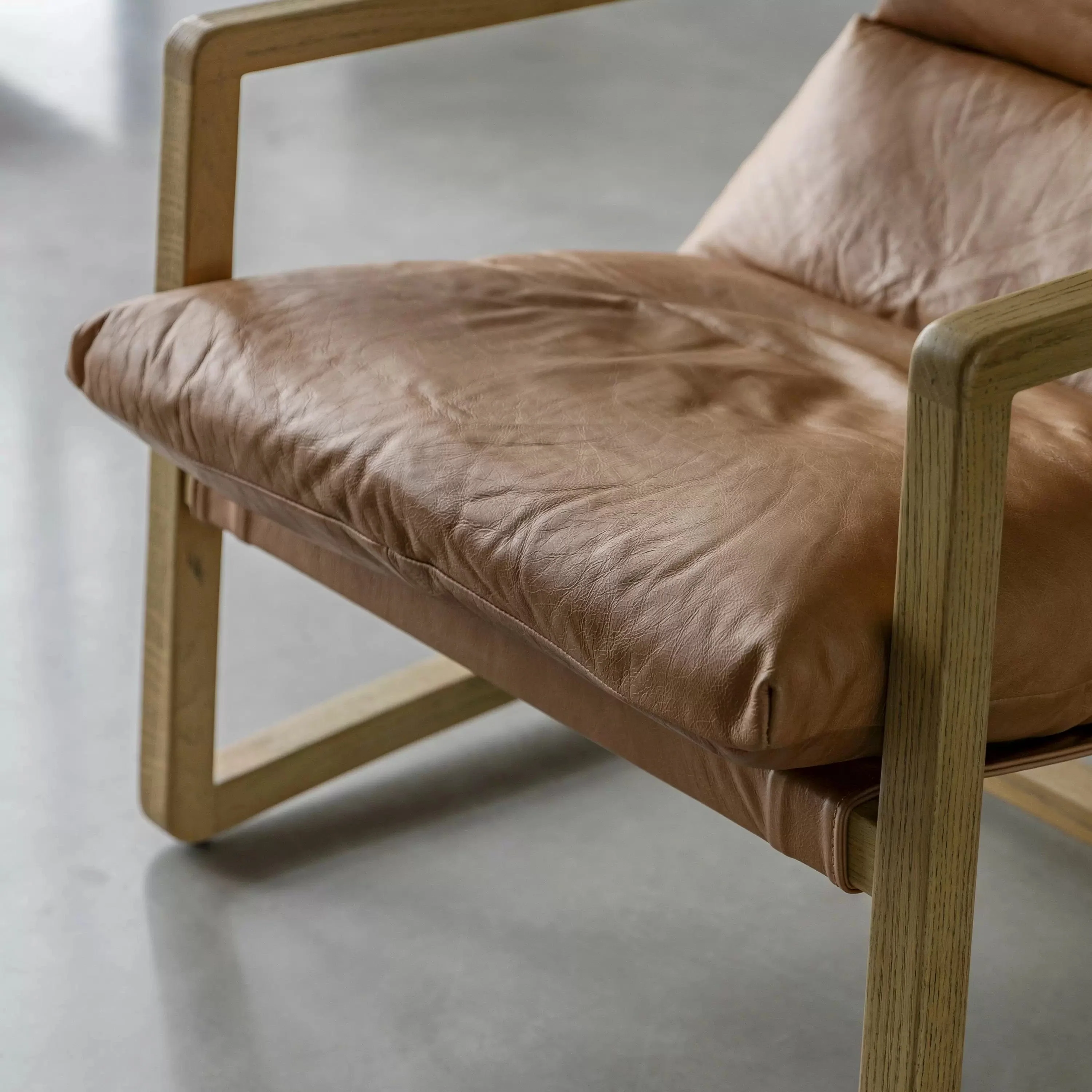 Laverley Lounge Chair Vint Brn Leather 930x685x880mm - Image 5