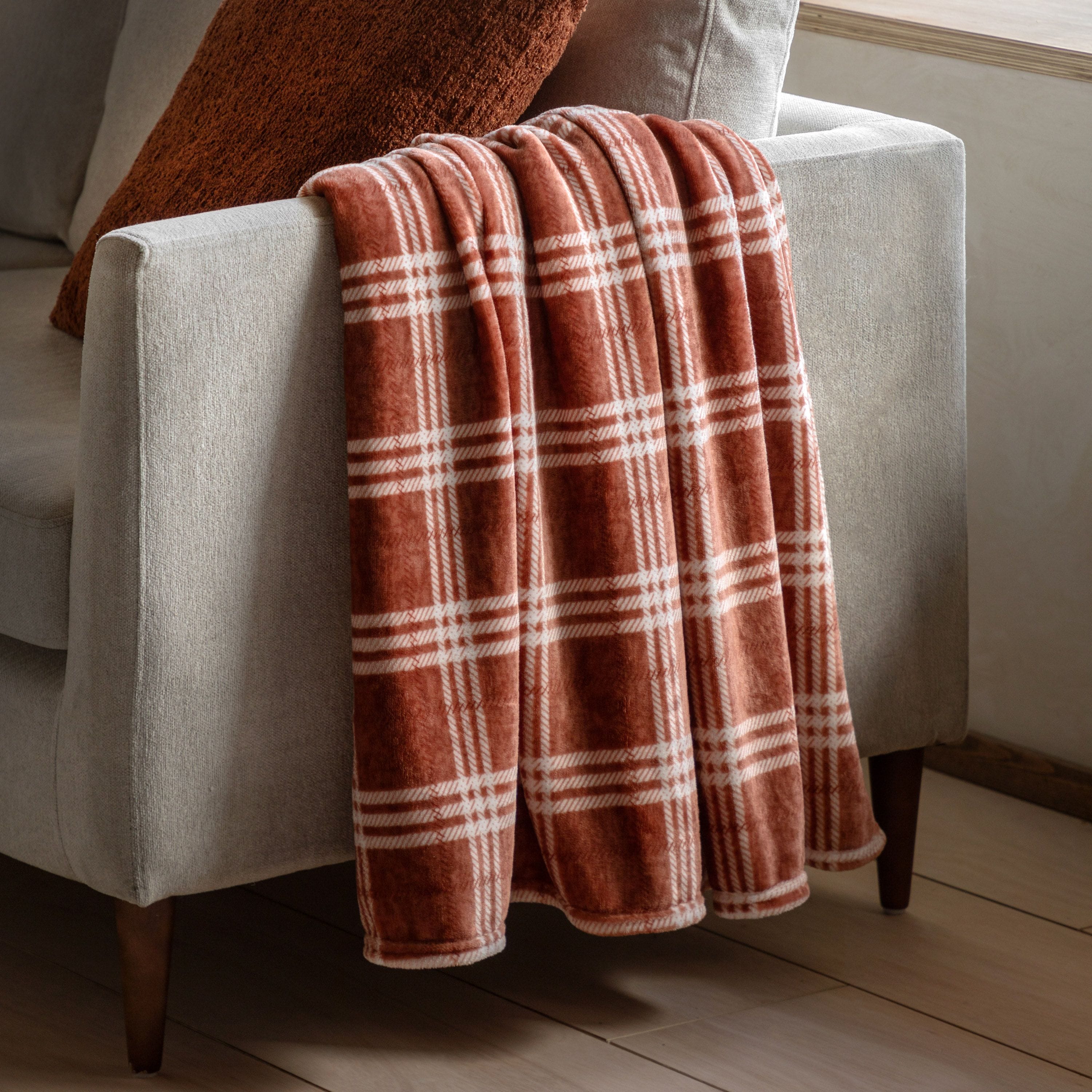 Checkmate Rolled Fleece Nutmeg