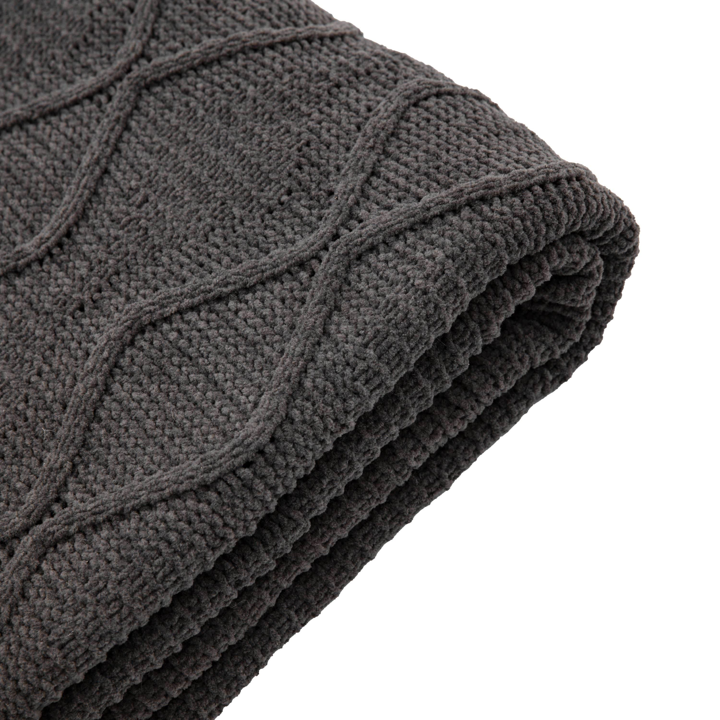 Chenille Cable Throw Grey - Image 7
