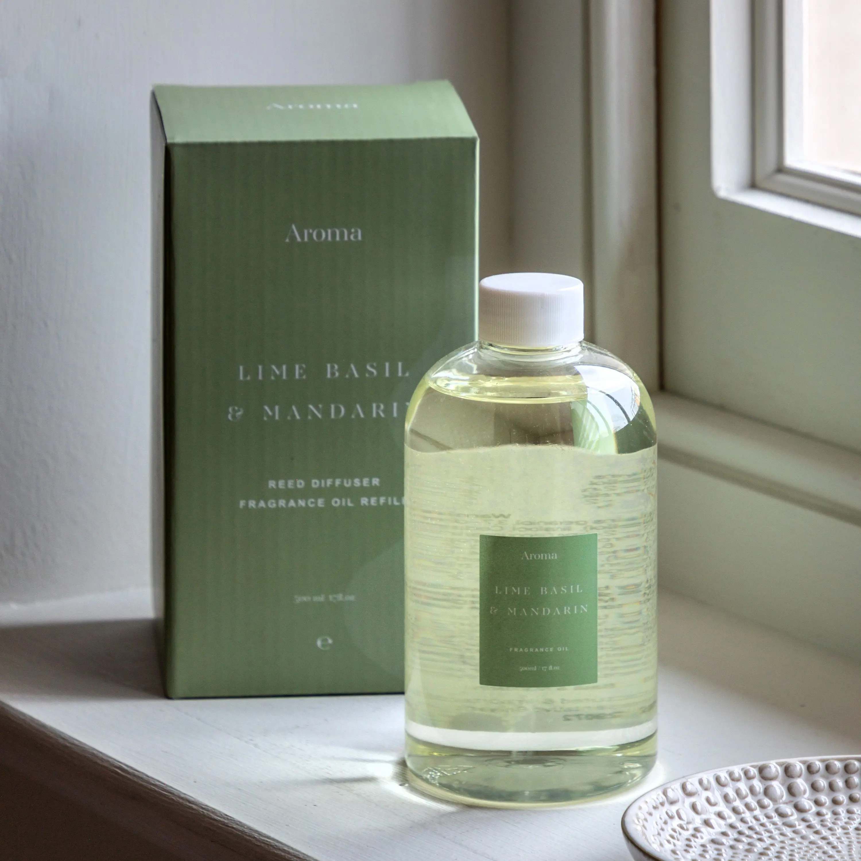 Diffuser Refill Oil Lime Basil and Mandarin 500ml - Image 3