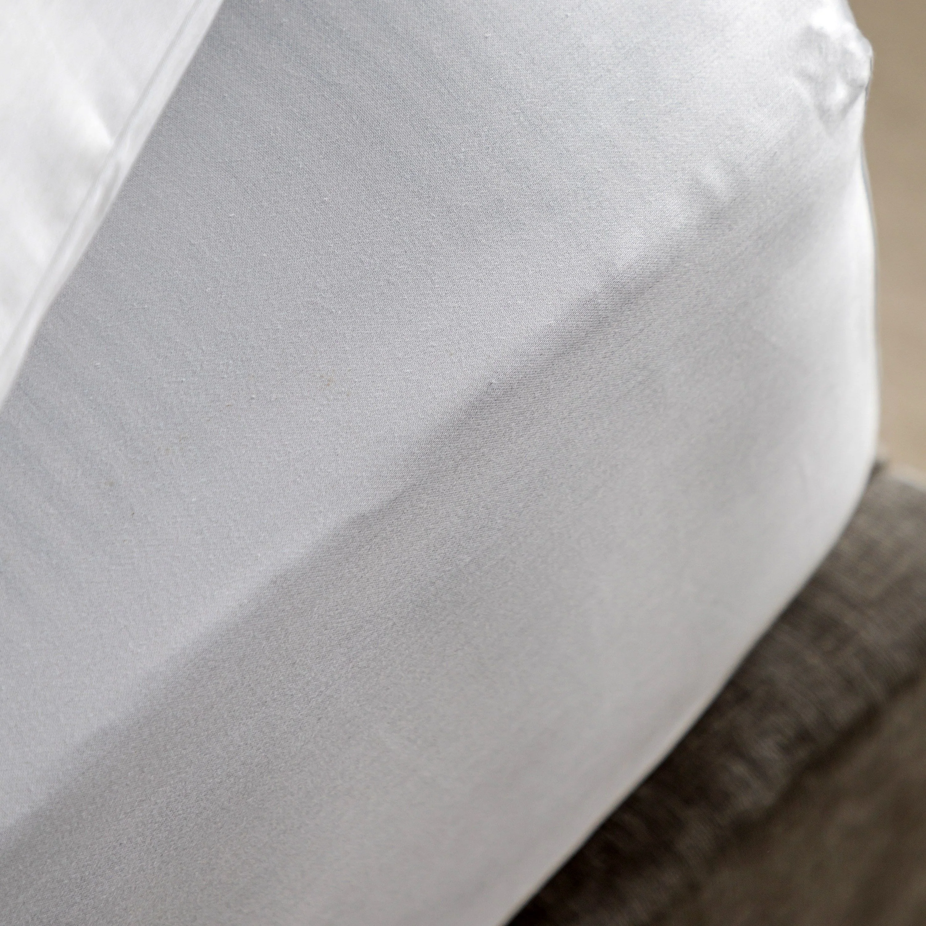 Egyptian Cotton Deep Fitted Sheet Superking - Image 3