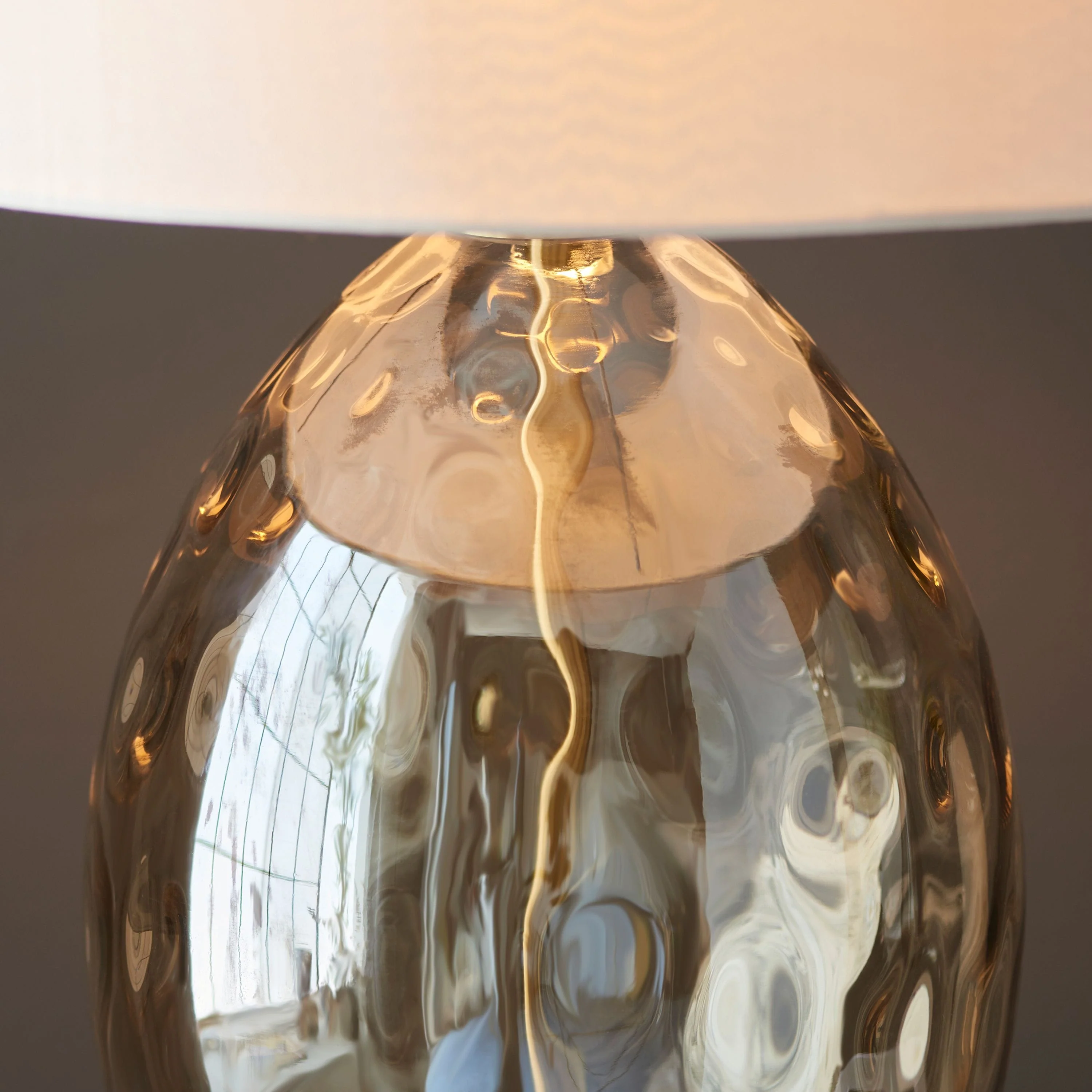 Erin Dimple Table Lamp Champagne - Image 6