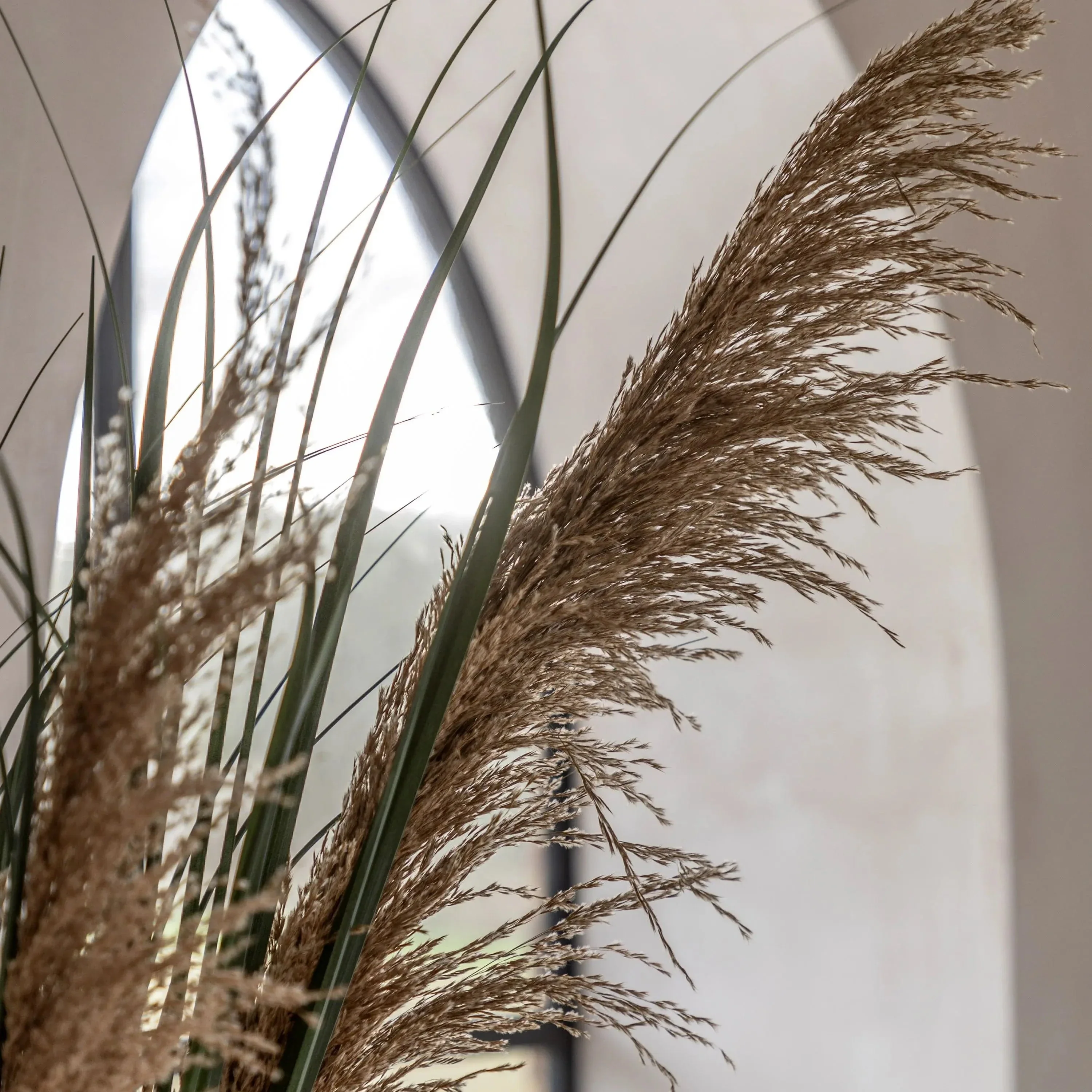 Faux Grass with Feather Seed 12pk - Image 2