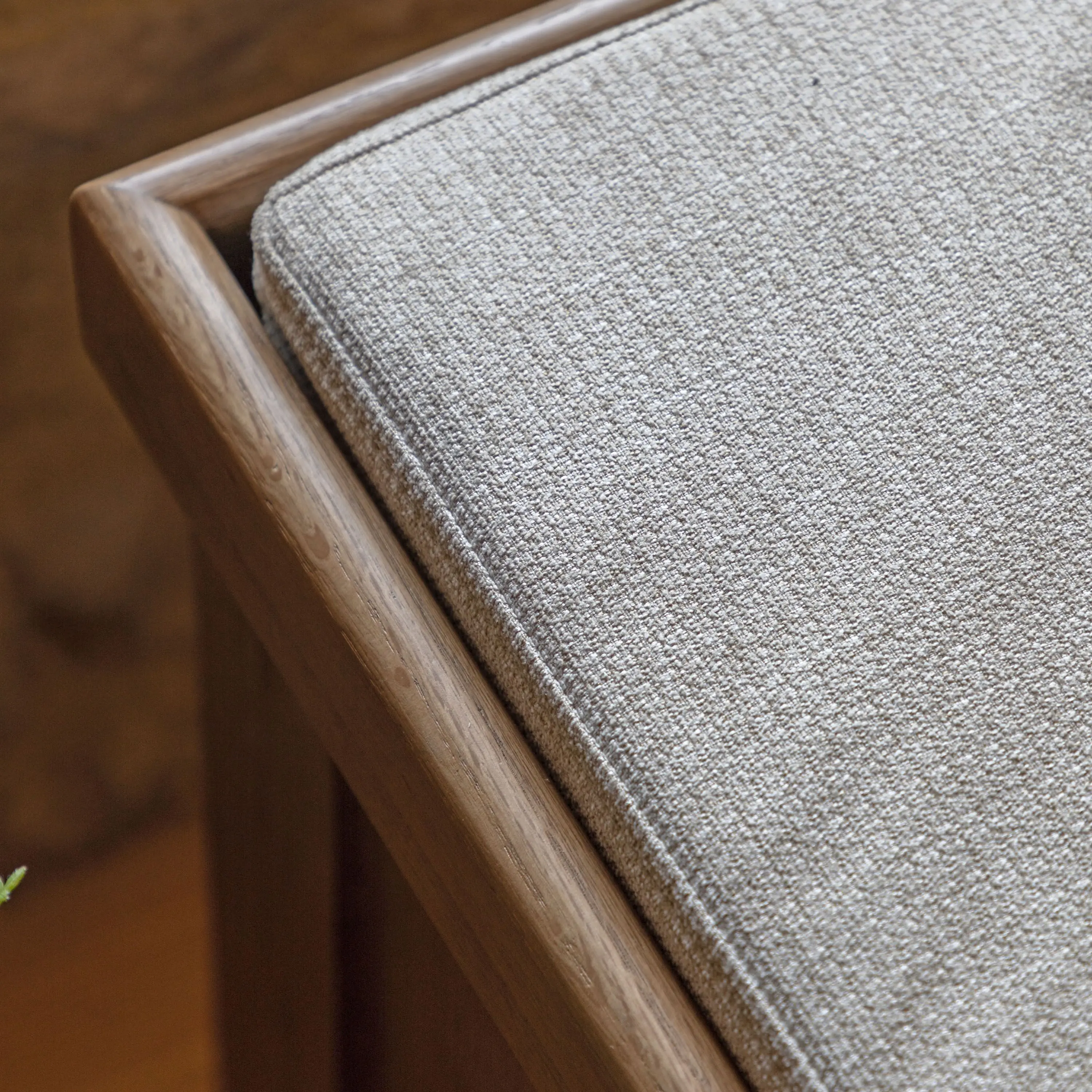 Hardwick Hall Bench - Image 2