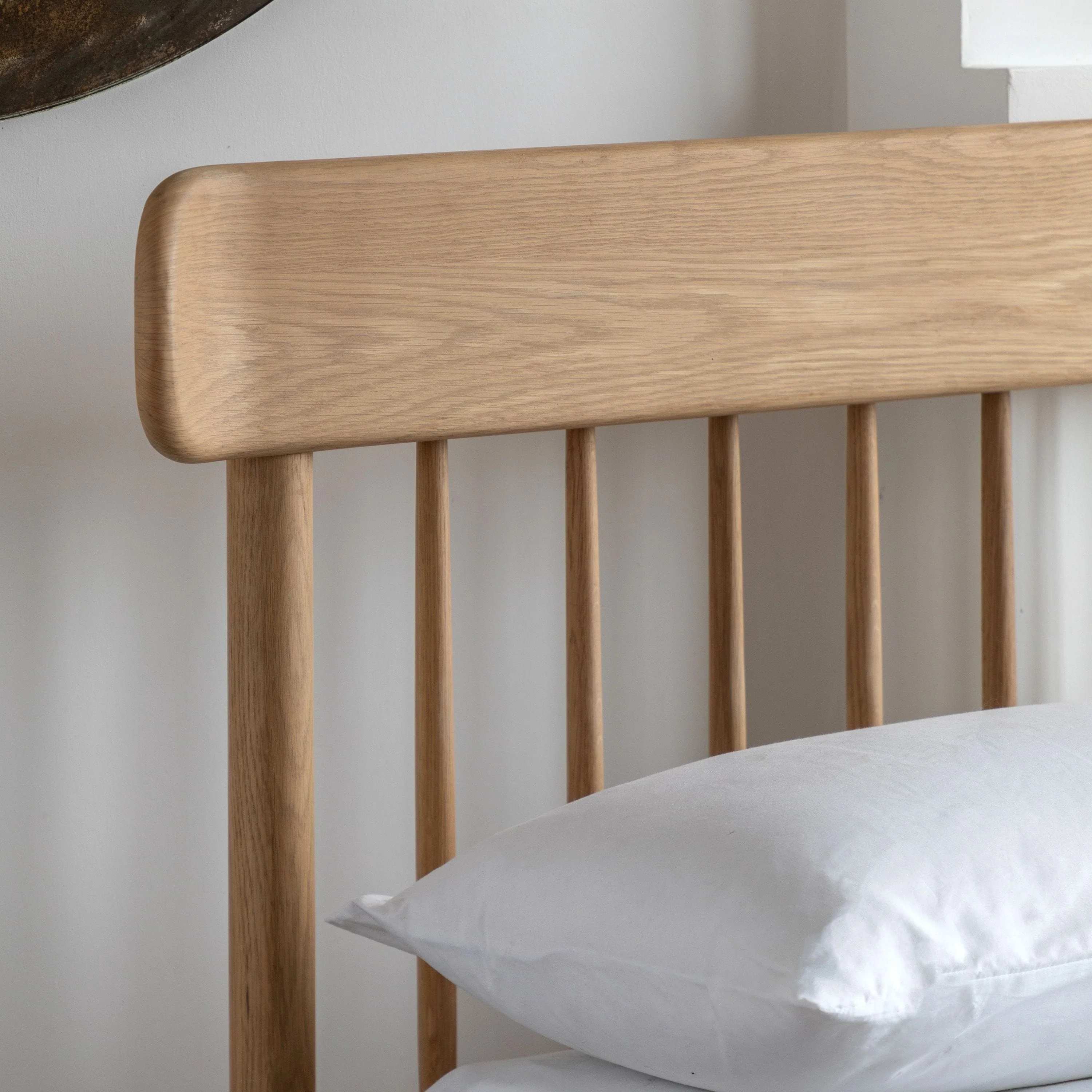 Hatter King Spindle Bed Natural - Image 3