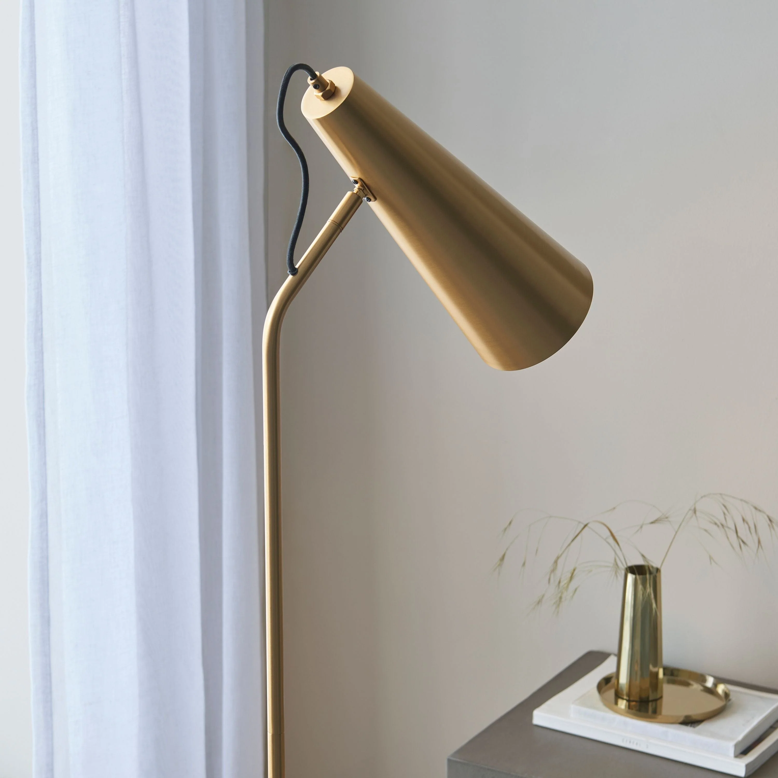 Karna 1 Floor Light Antique Brass - Image 2