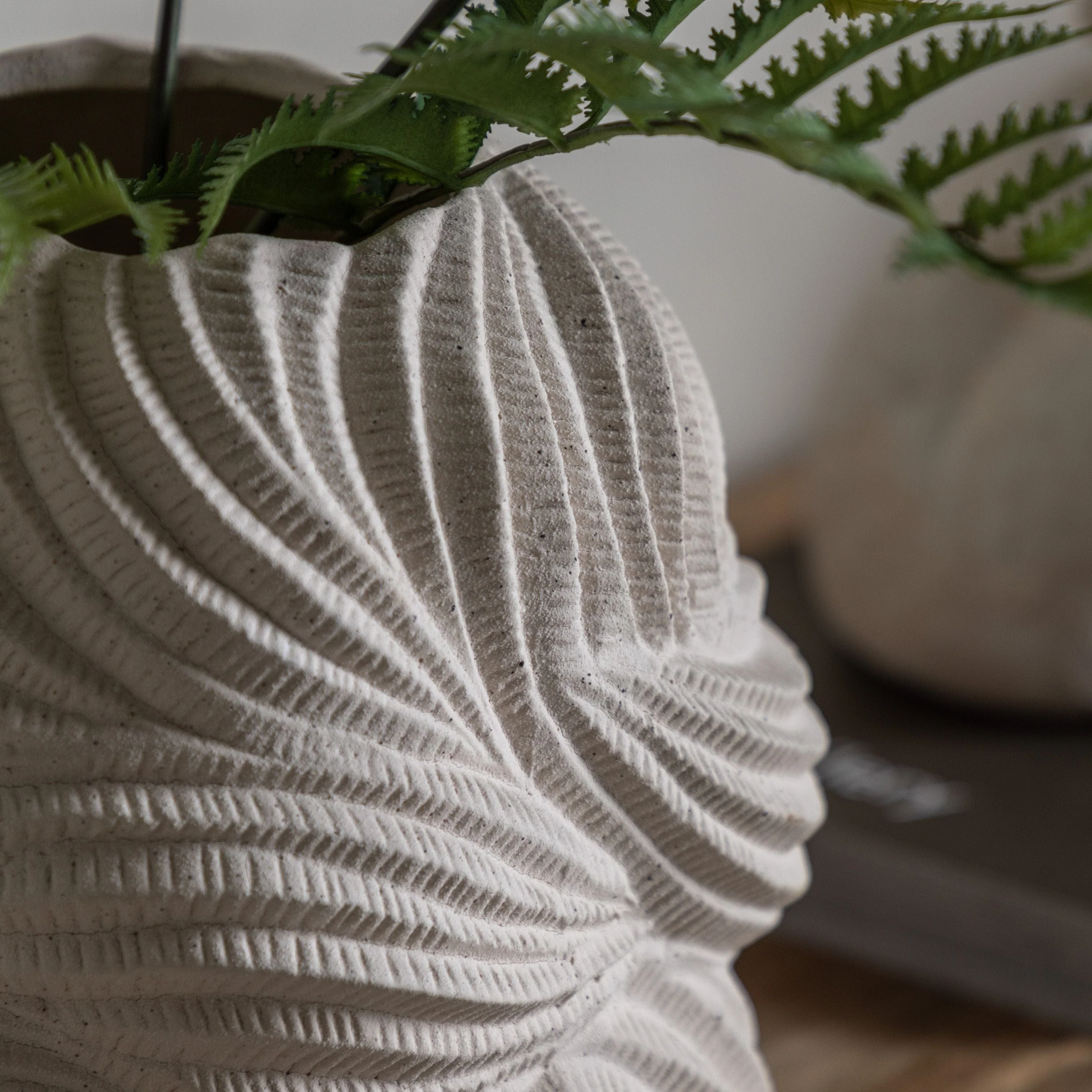 Laucala Vase Small - Image 3