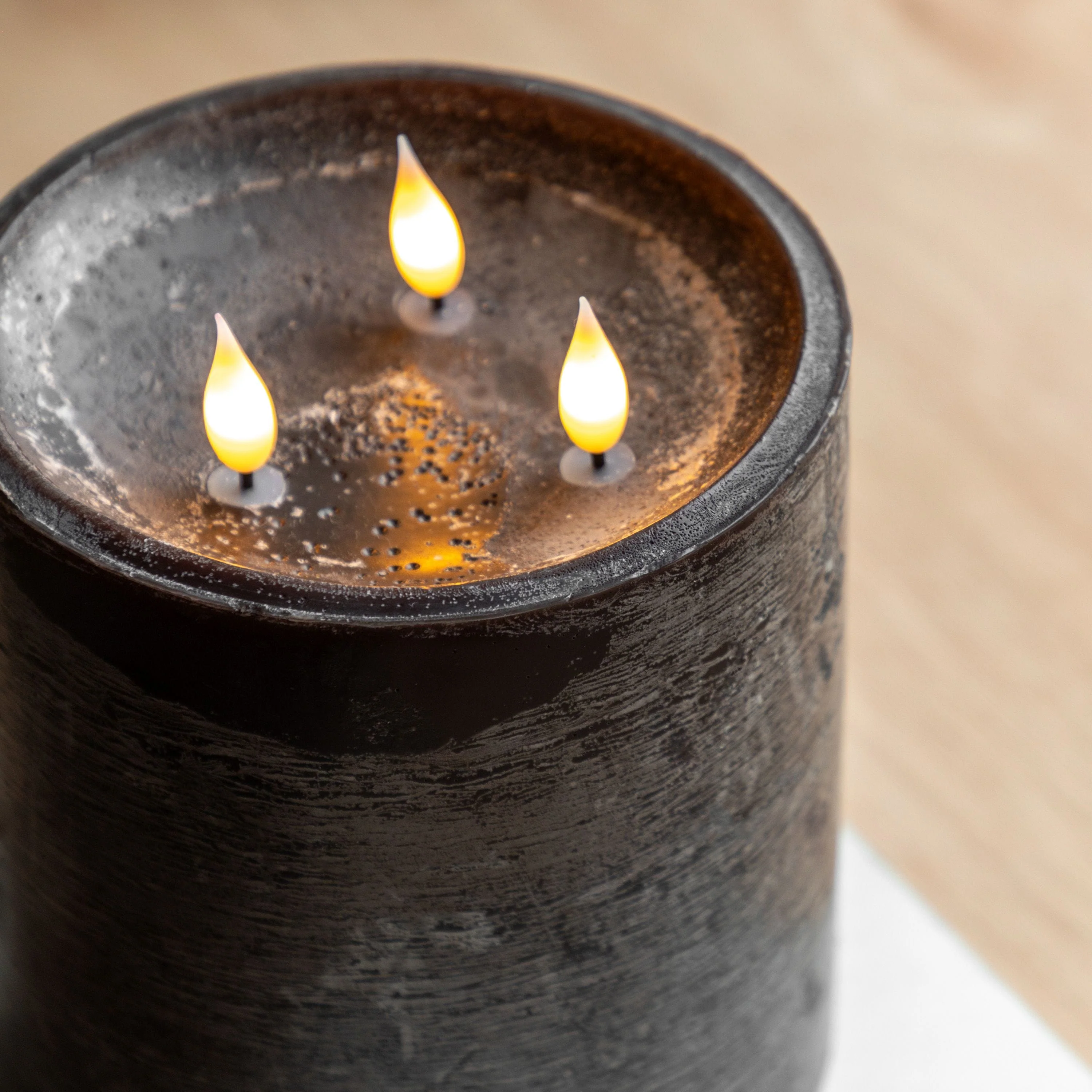 LED 3 Wick Candle Mocha - Image 2