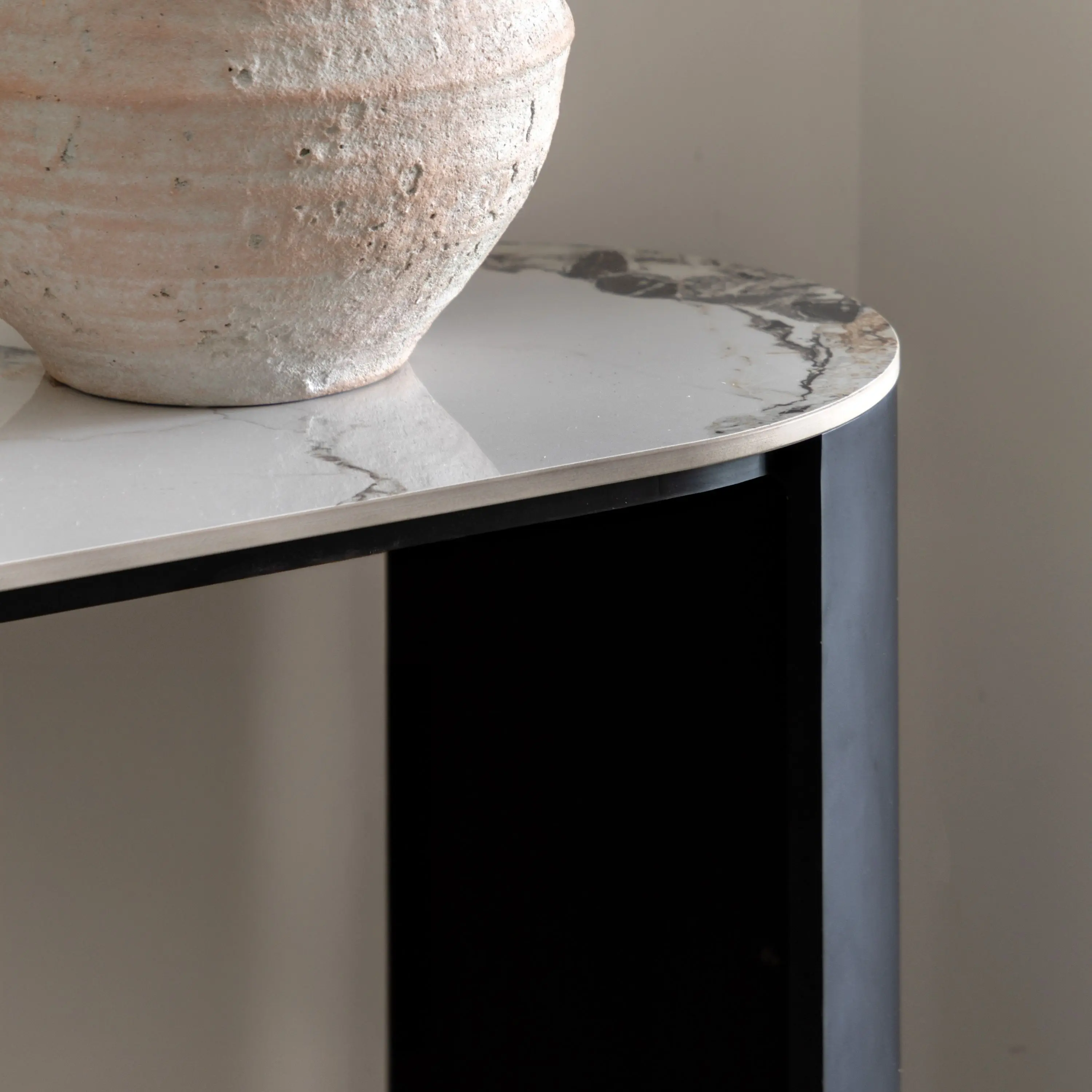 Marzio Console Table - Image 4