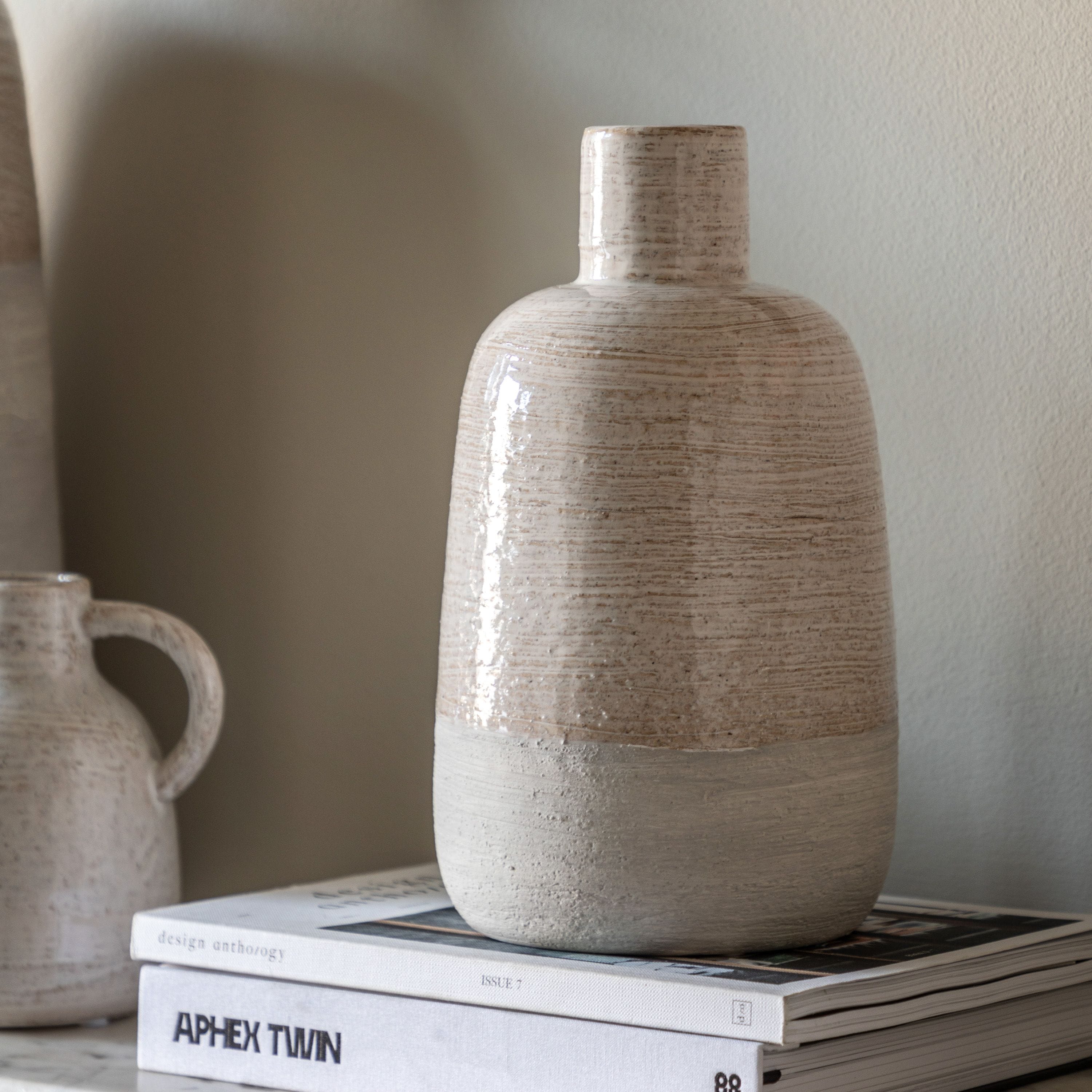 Mobi Ceramic Bottle Vase Medium