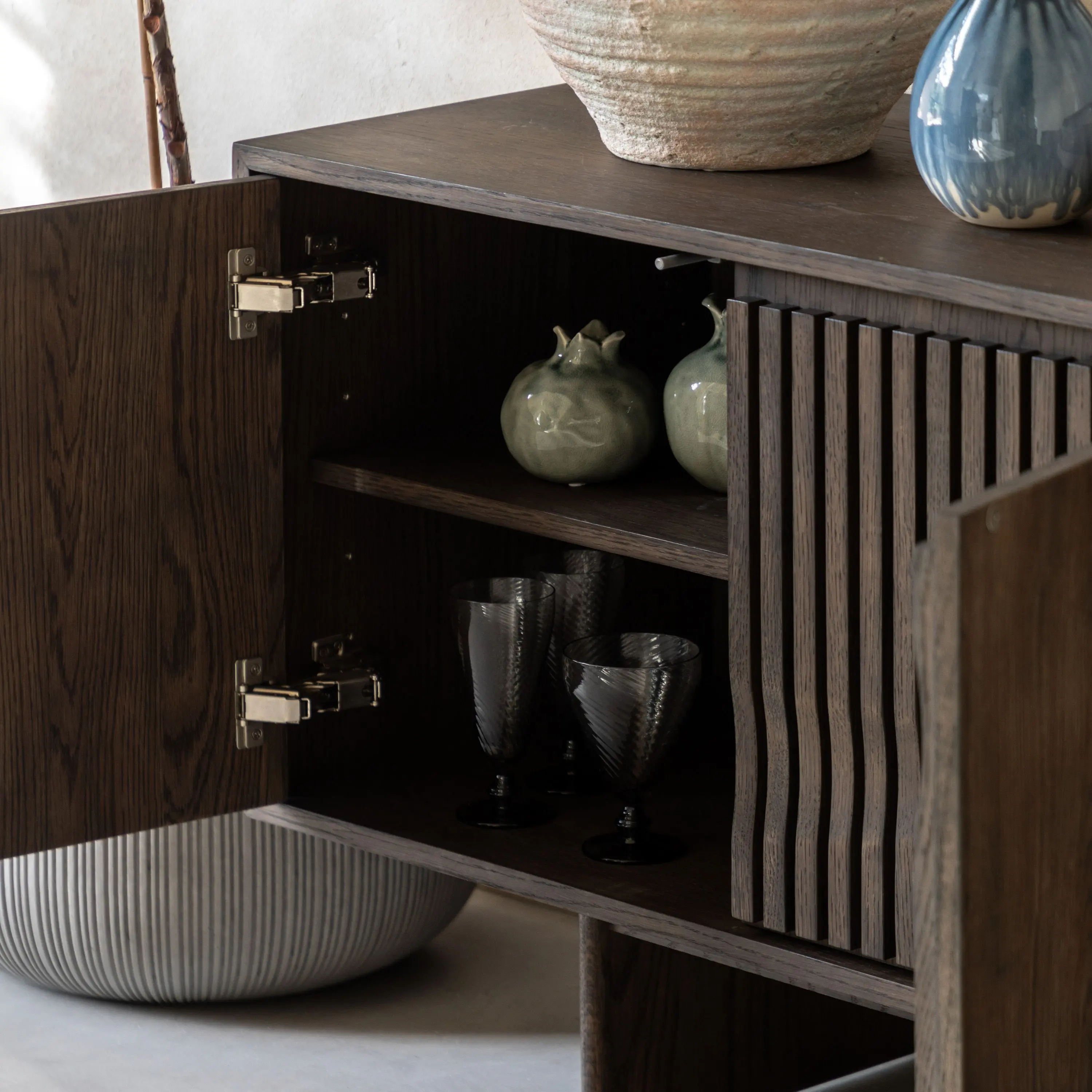 Onda 4 Door Sideboard - Image 4
