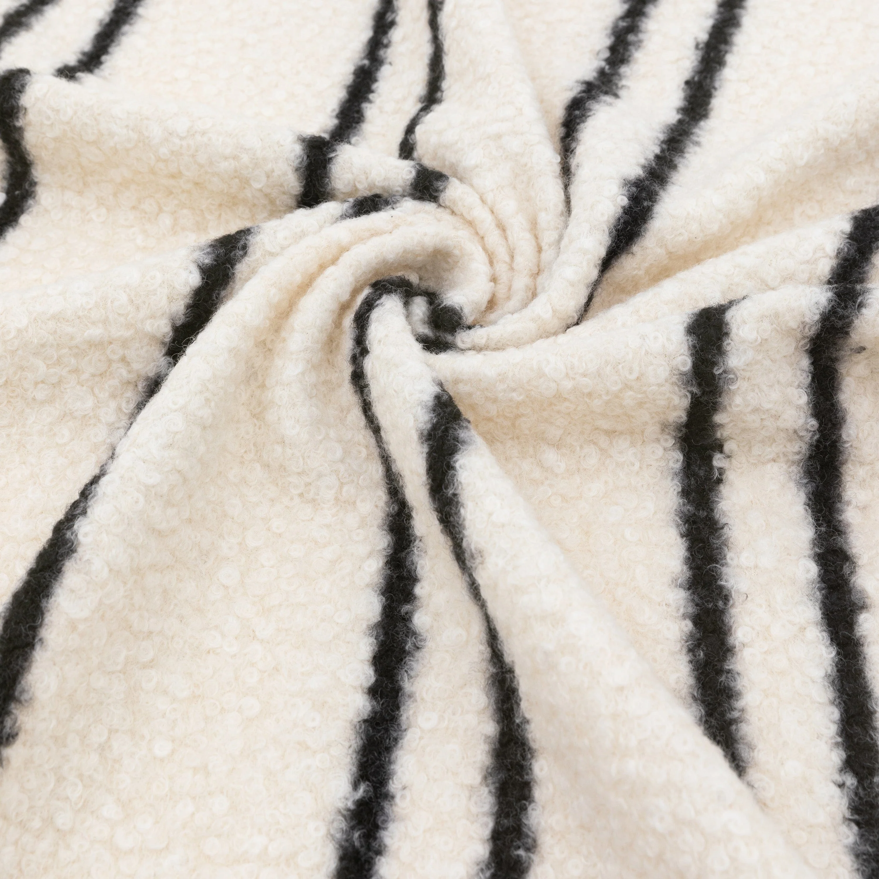 Ophelia Scalloped Throw Cream & Black - Image 6