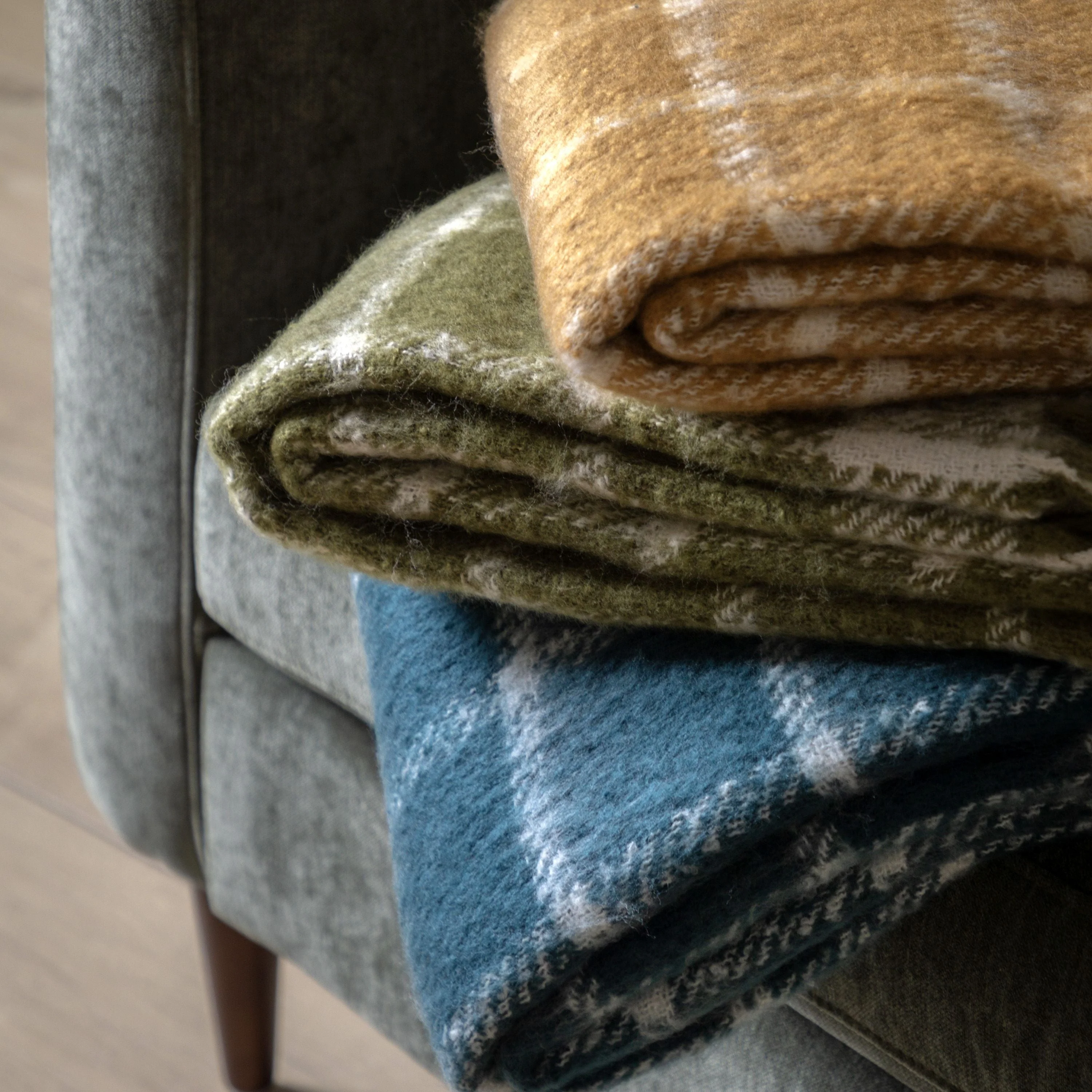 Poly Faux Mohair Check Throw Mustard - Image 3