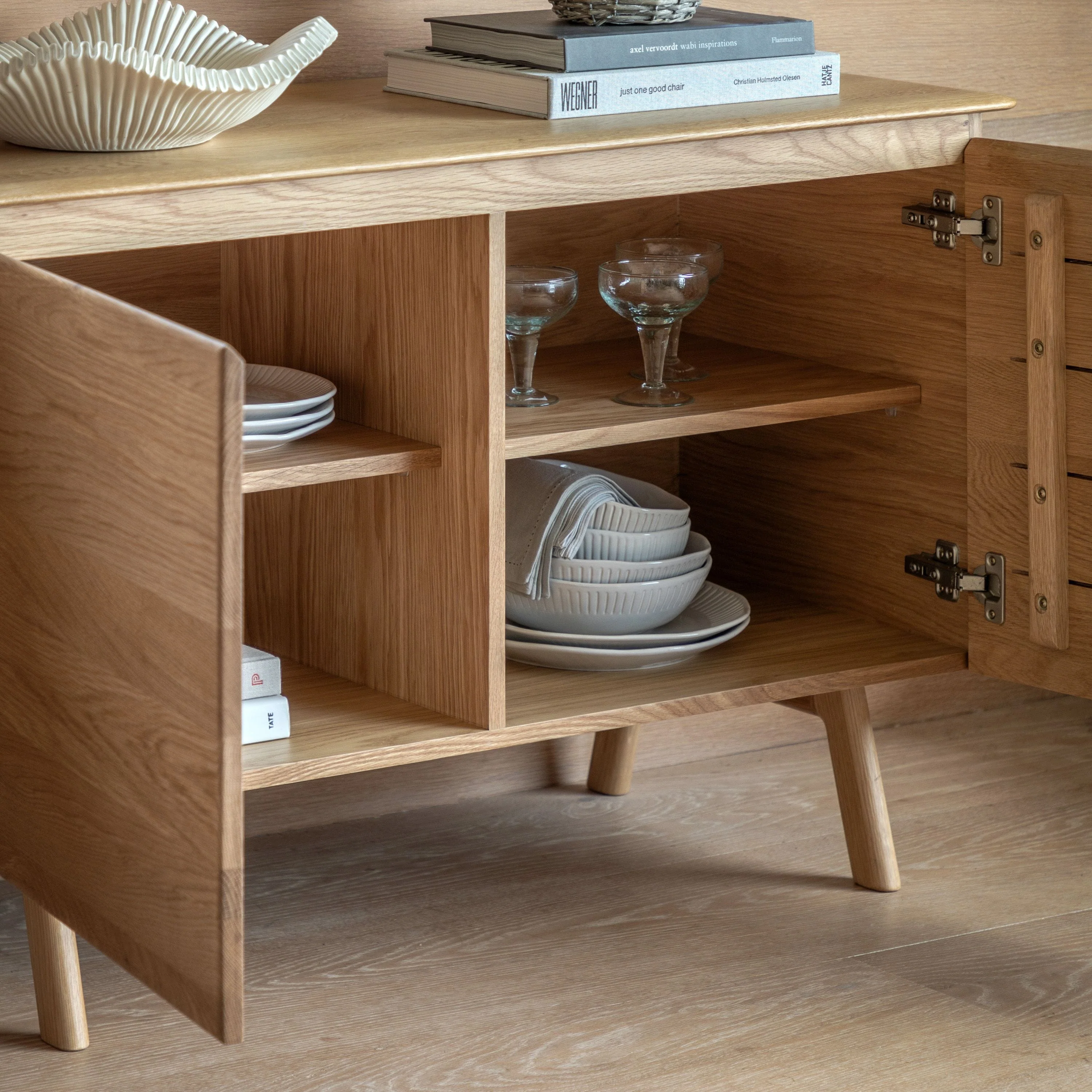 Realo 2 Door Sideboard Oak - Image 4