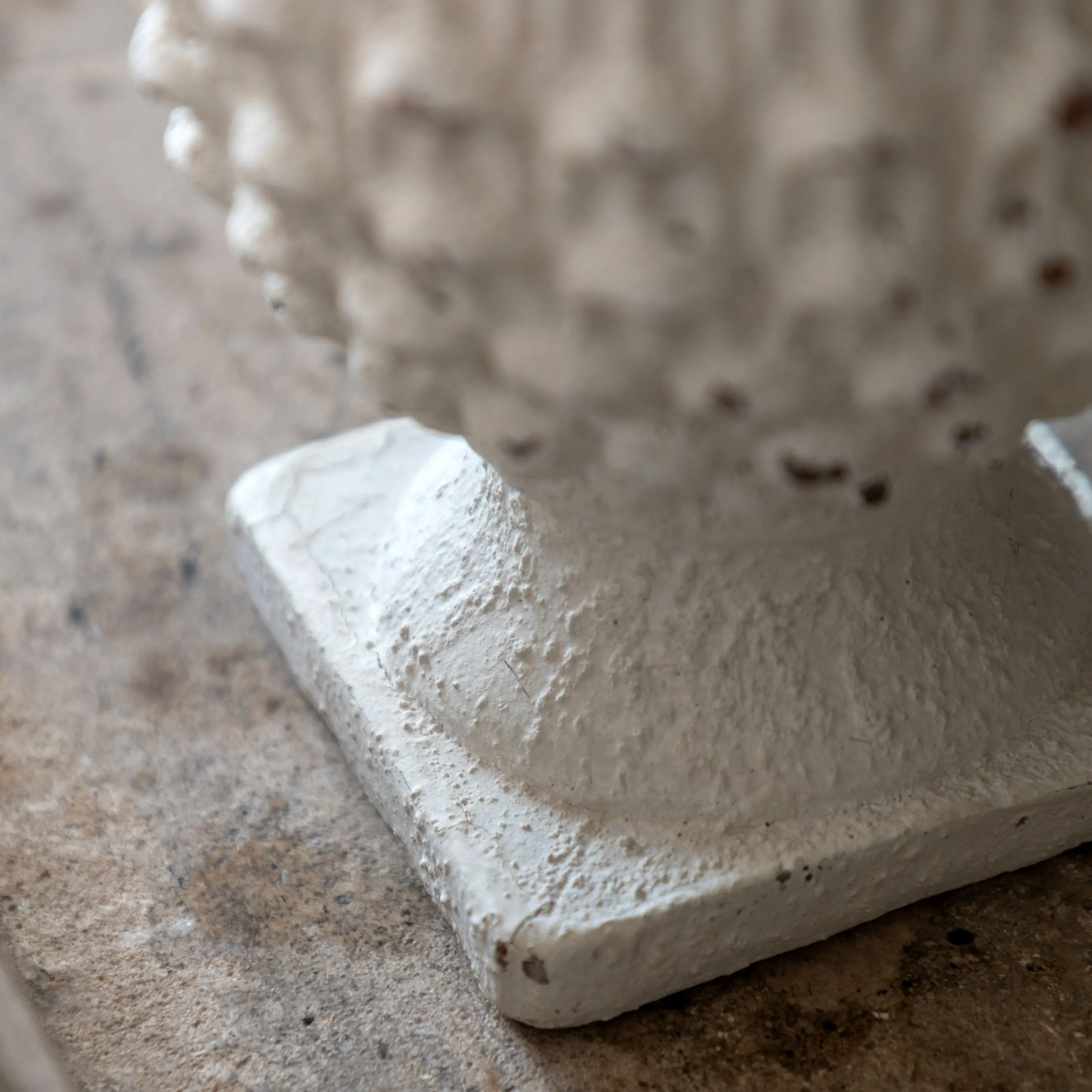 Rustic Pinecone Sculpture 120x120x200mm - Image 4