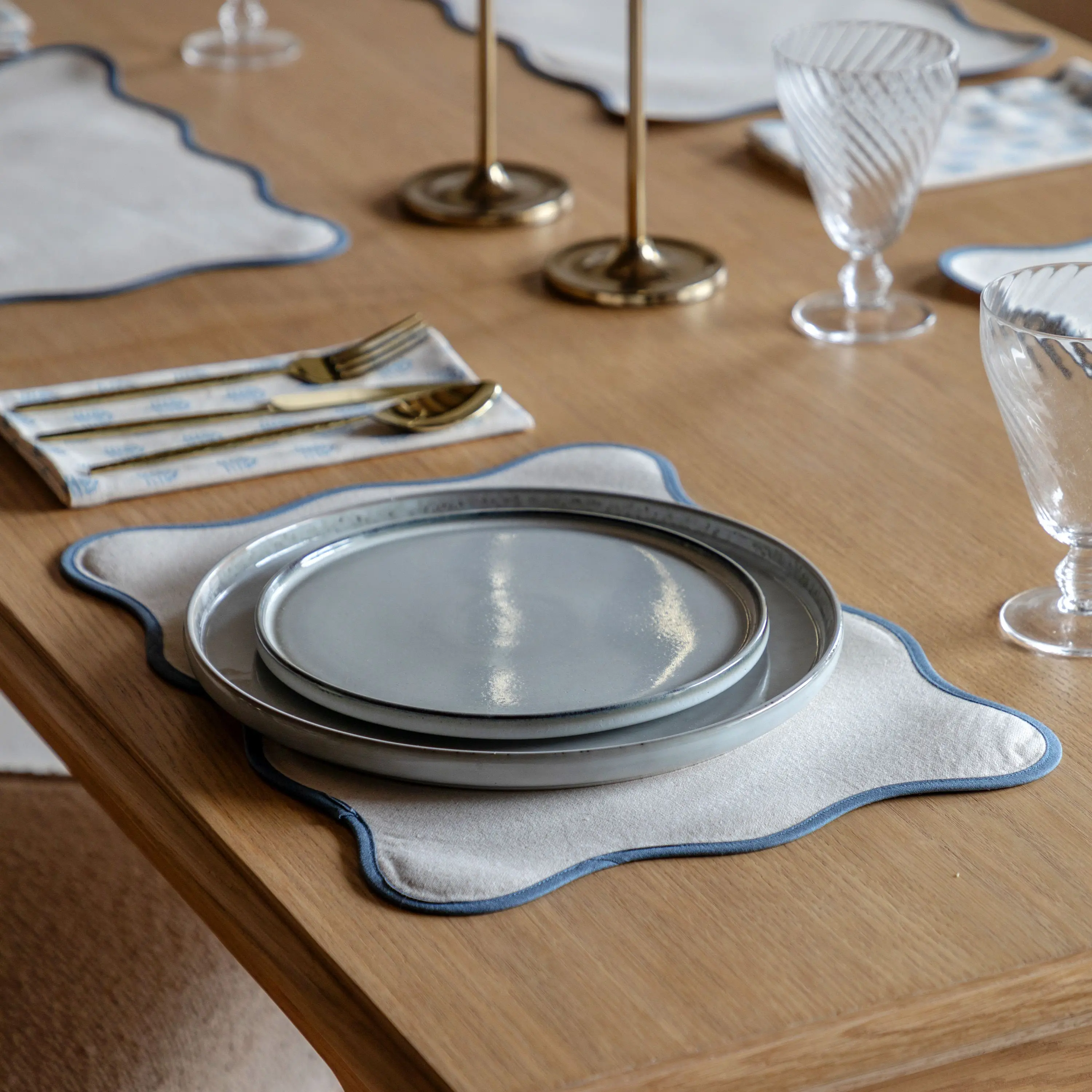 Scallop Edge Placemats Blue 4pk - Image 5