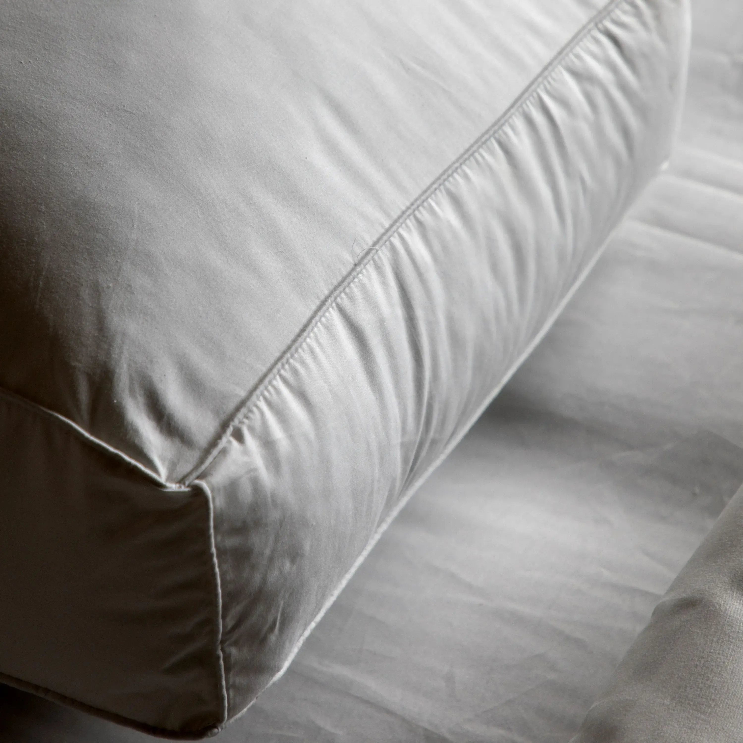 Simply Sleep Box Edge Pillow Pair - Image 4