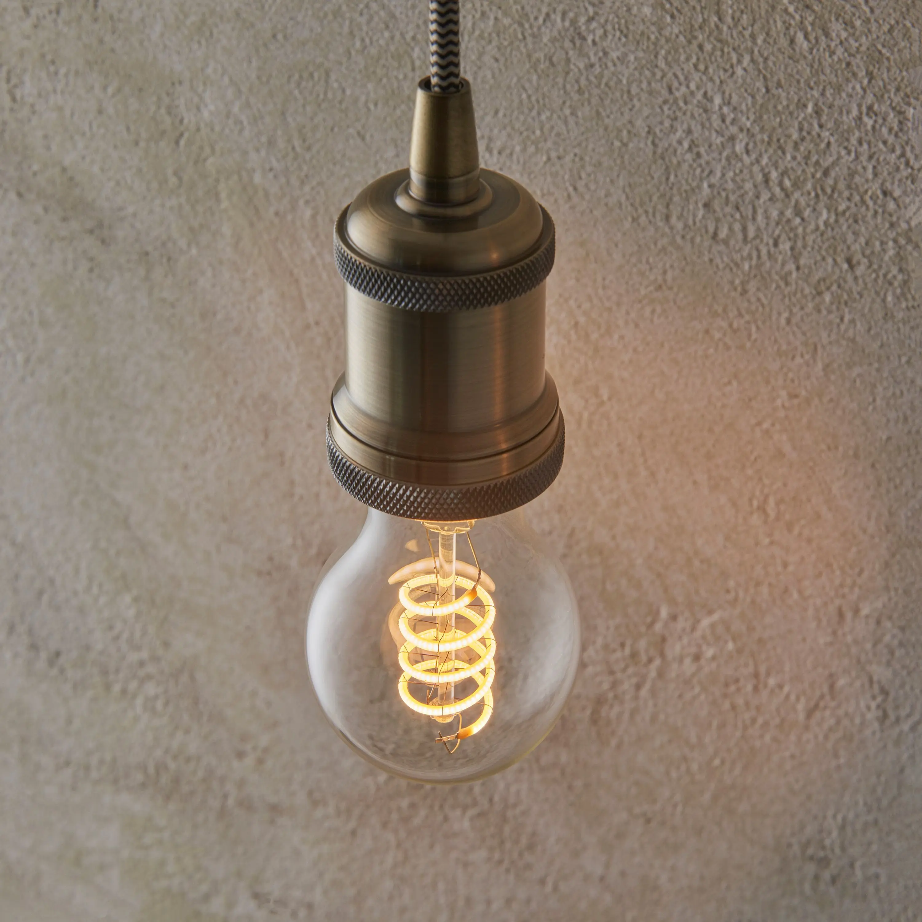 Spiral E27 GLS 4W LED Warm White - Image 3