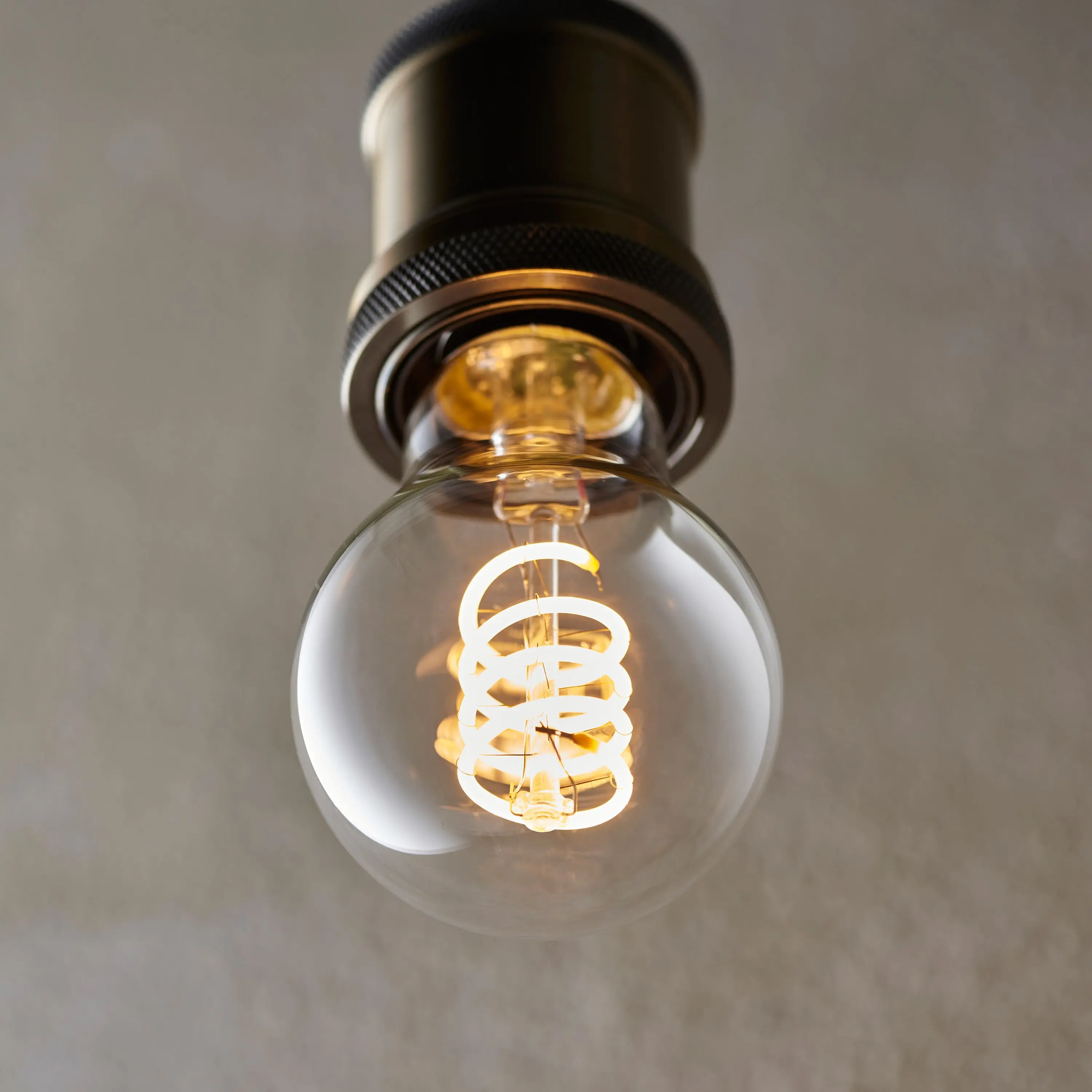 Spiral E27 GLS 4W LED Warm White - Image 5