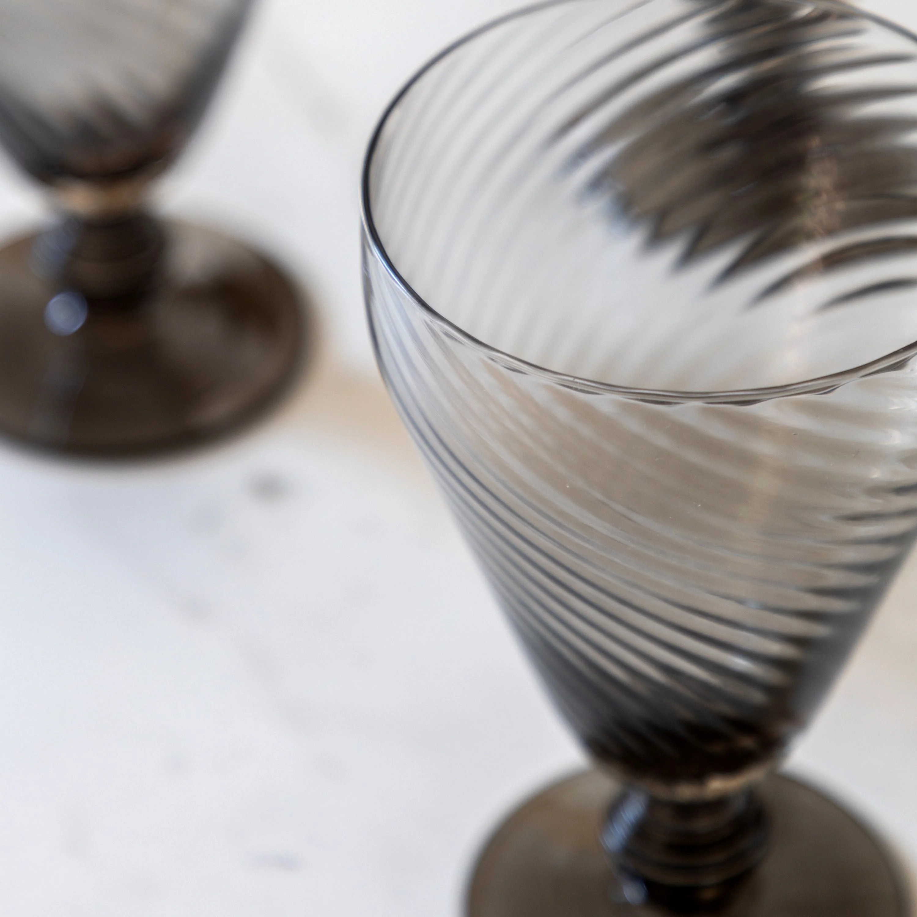 Swirl Wine Glass Smoked Grey 4pk - Image 2