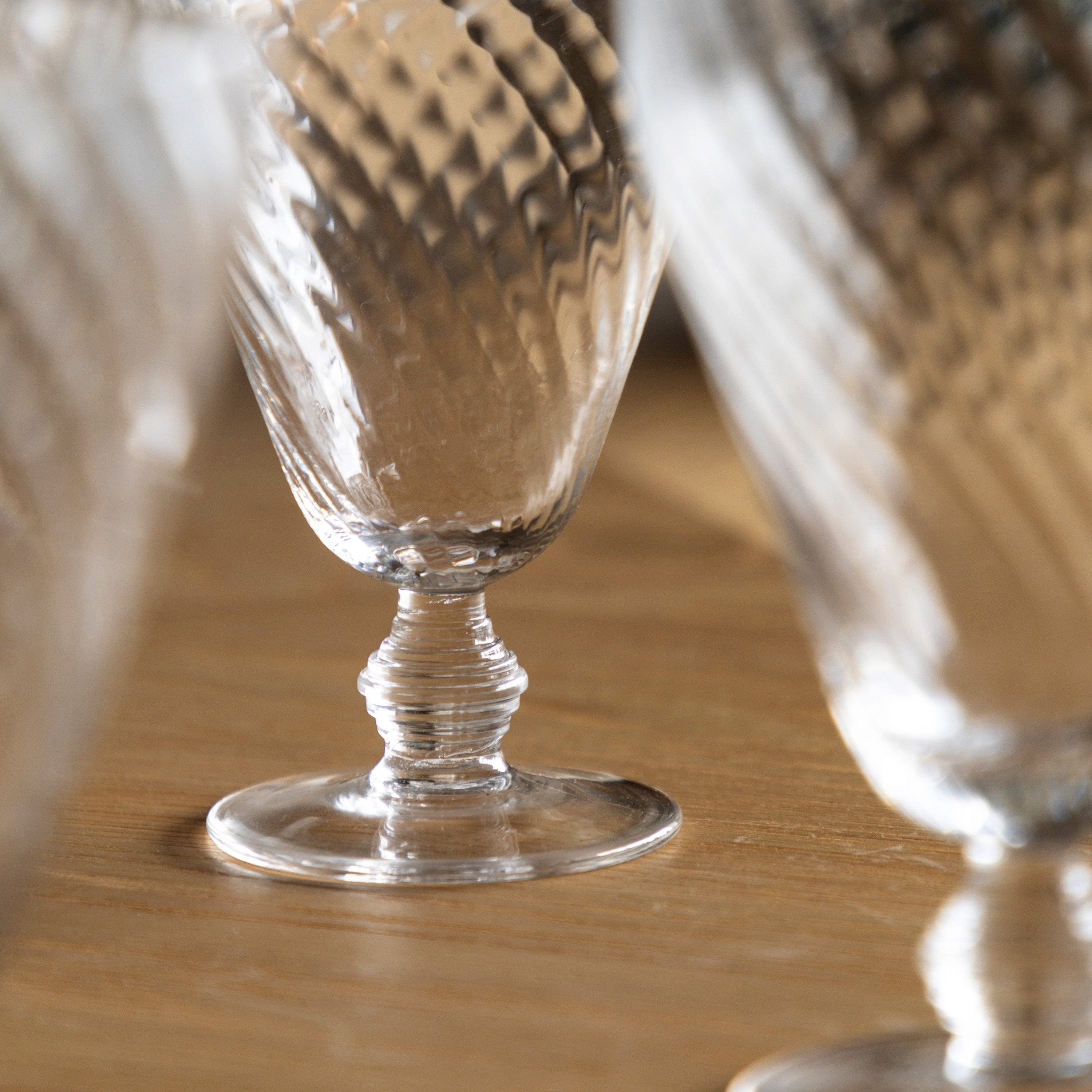 Swirl Wine Glass Smoked Grey 4pk - Image 3