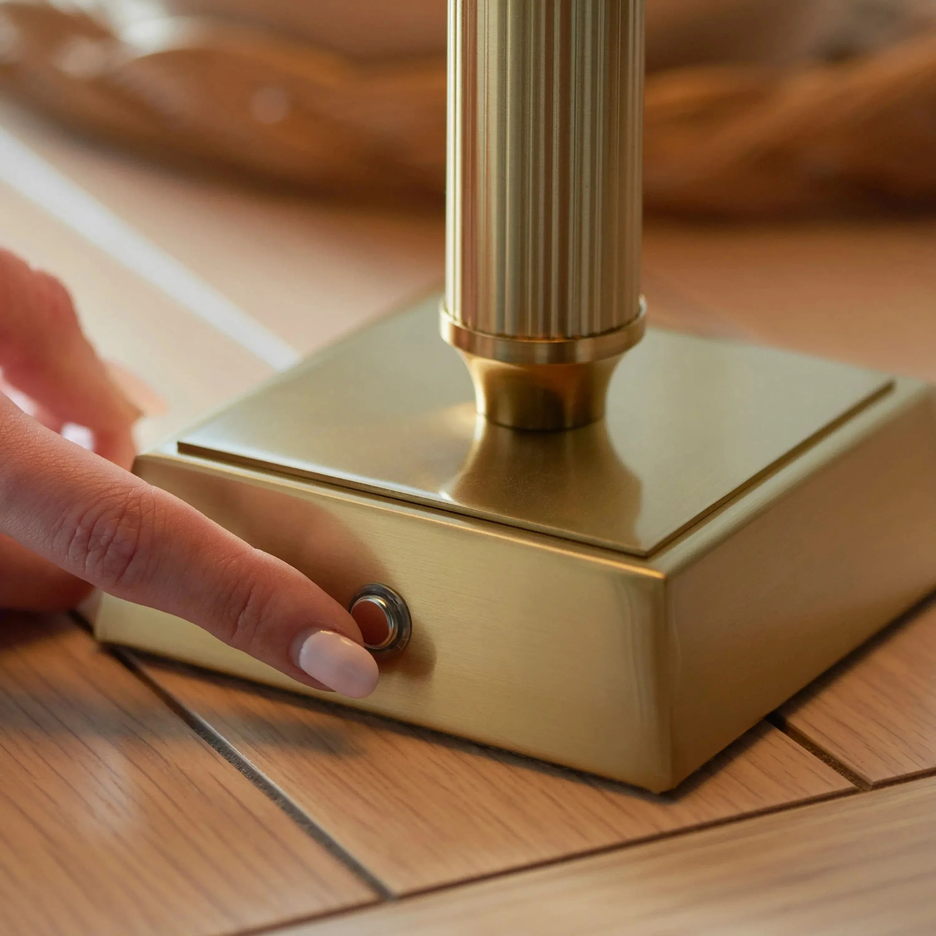 Trowbridge Rechargeable Table Lamp Base Aged Brass - Image 7