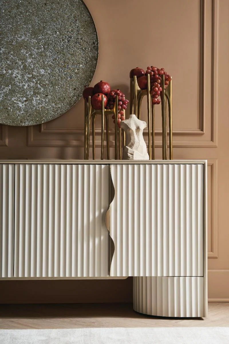 Caracole Corinthian Sideboard - Image 11