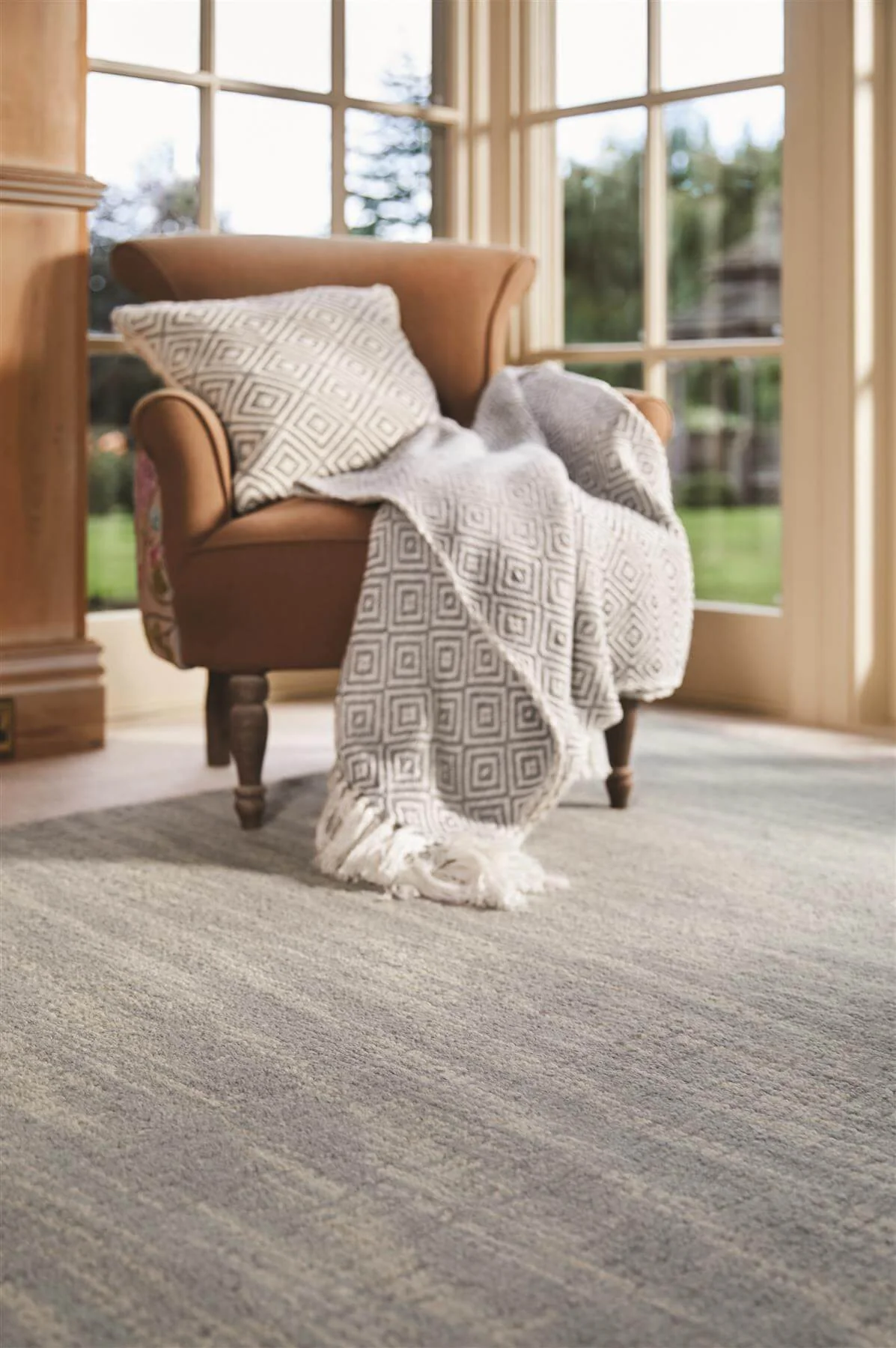 Country Sea Mist Solid Wool Rug - Image 2