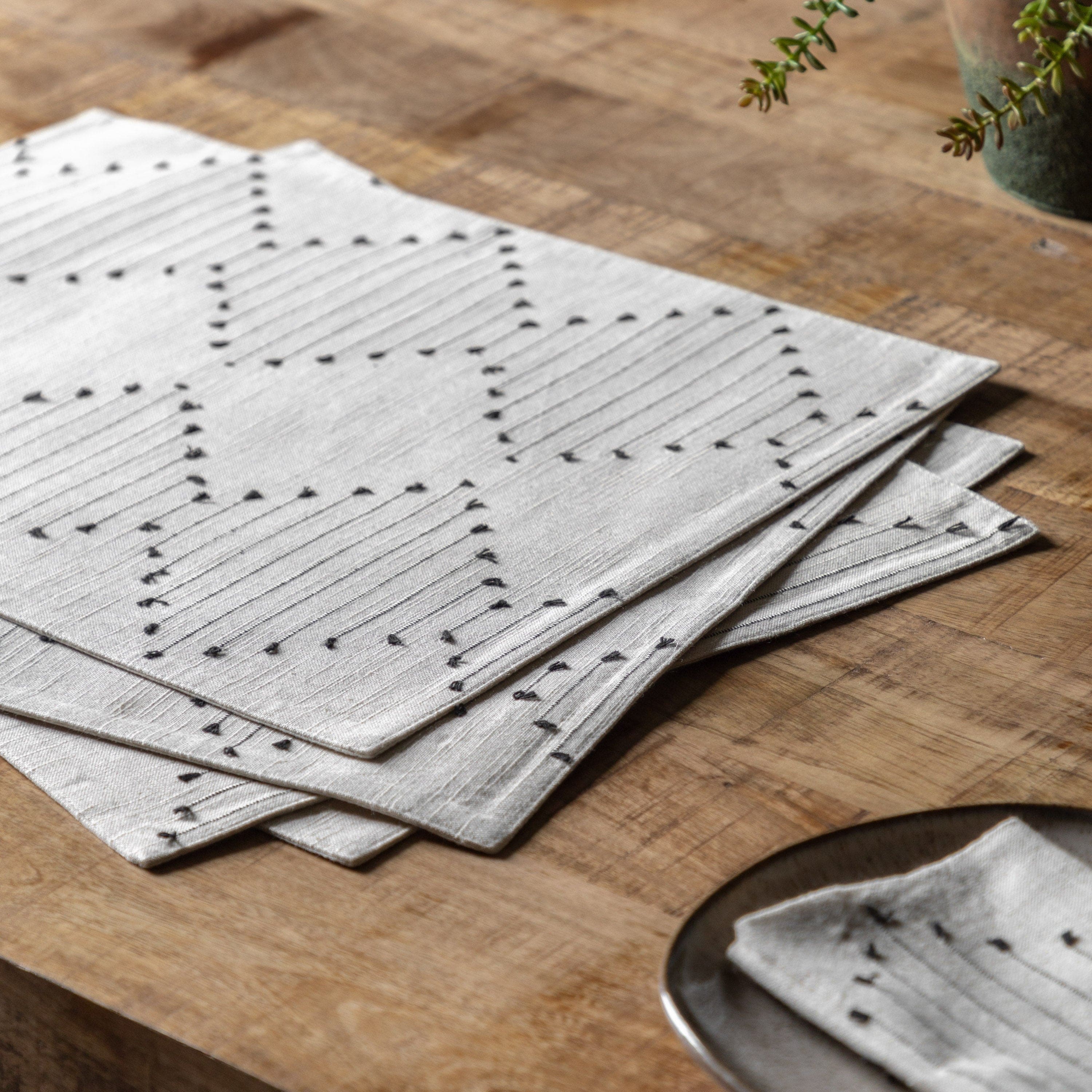 Diamond Weave Placemat 4pk | OUTLET - Image 3