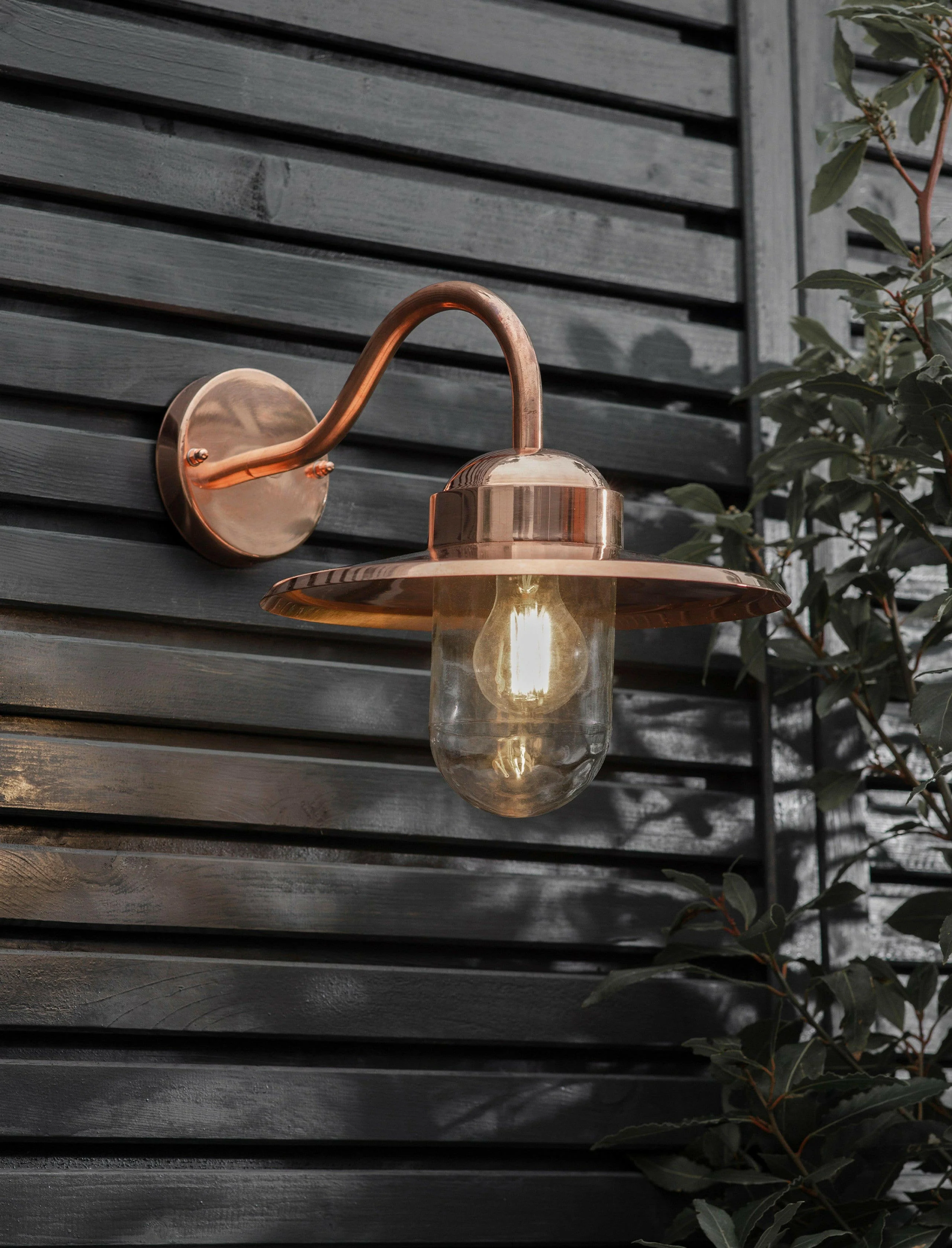Howick Wall Light