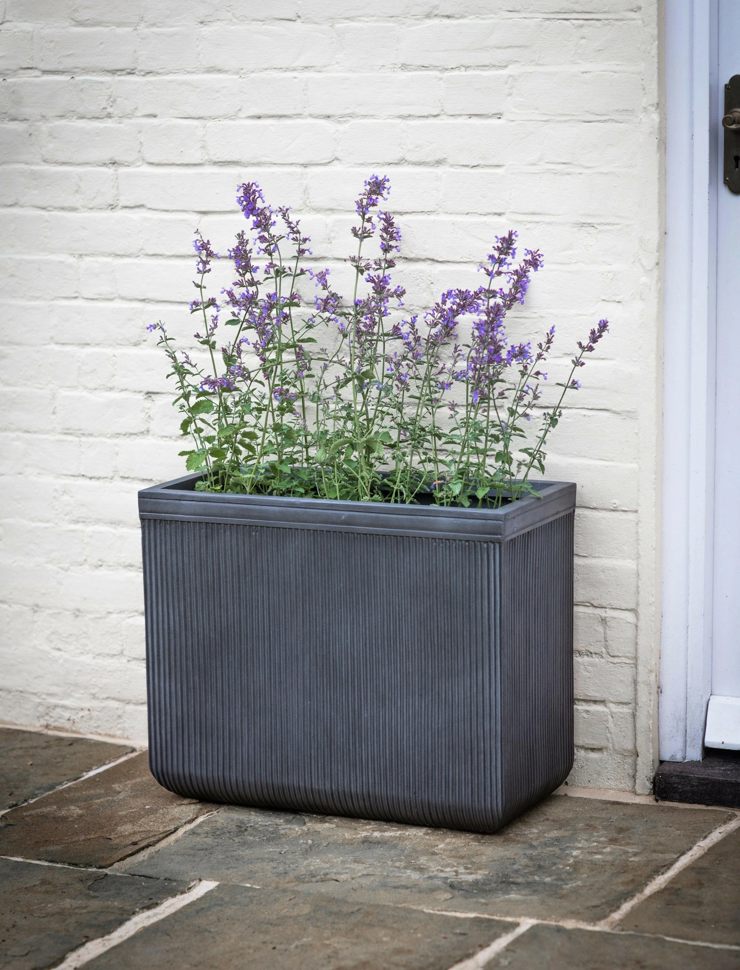 Set of 2 Bathford Rectangular Planters - Image 4