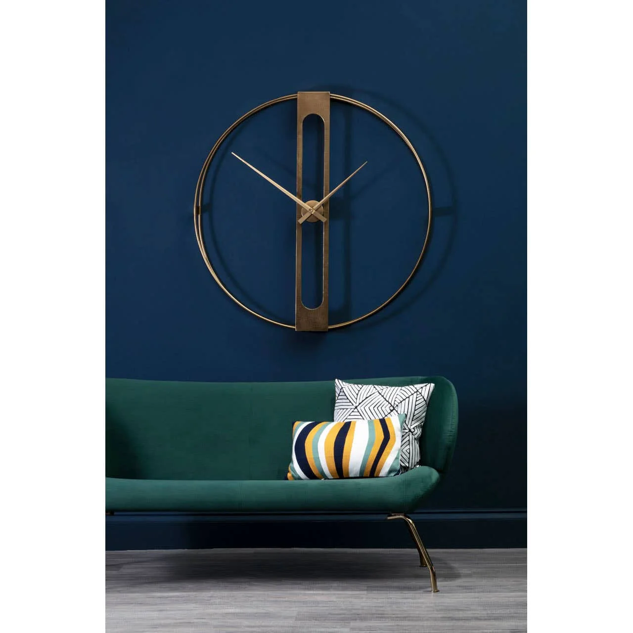 Beauly 107cm Dia Gold Finish Dual Ring Wall Clock - Image 2