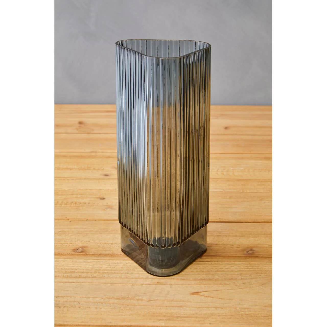 Benka Small Grey Glass Vase - Image 4