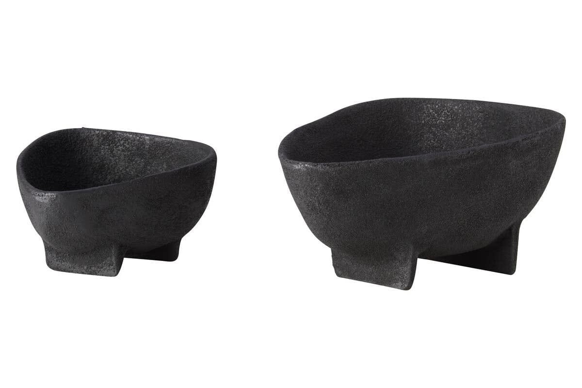 Deriva Set of Two Textured Black Bowls - Image 4