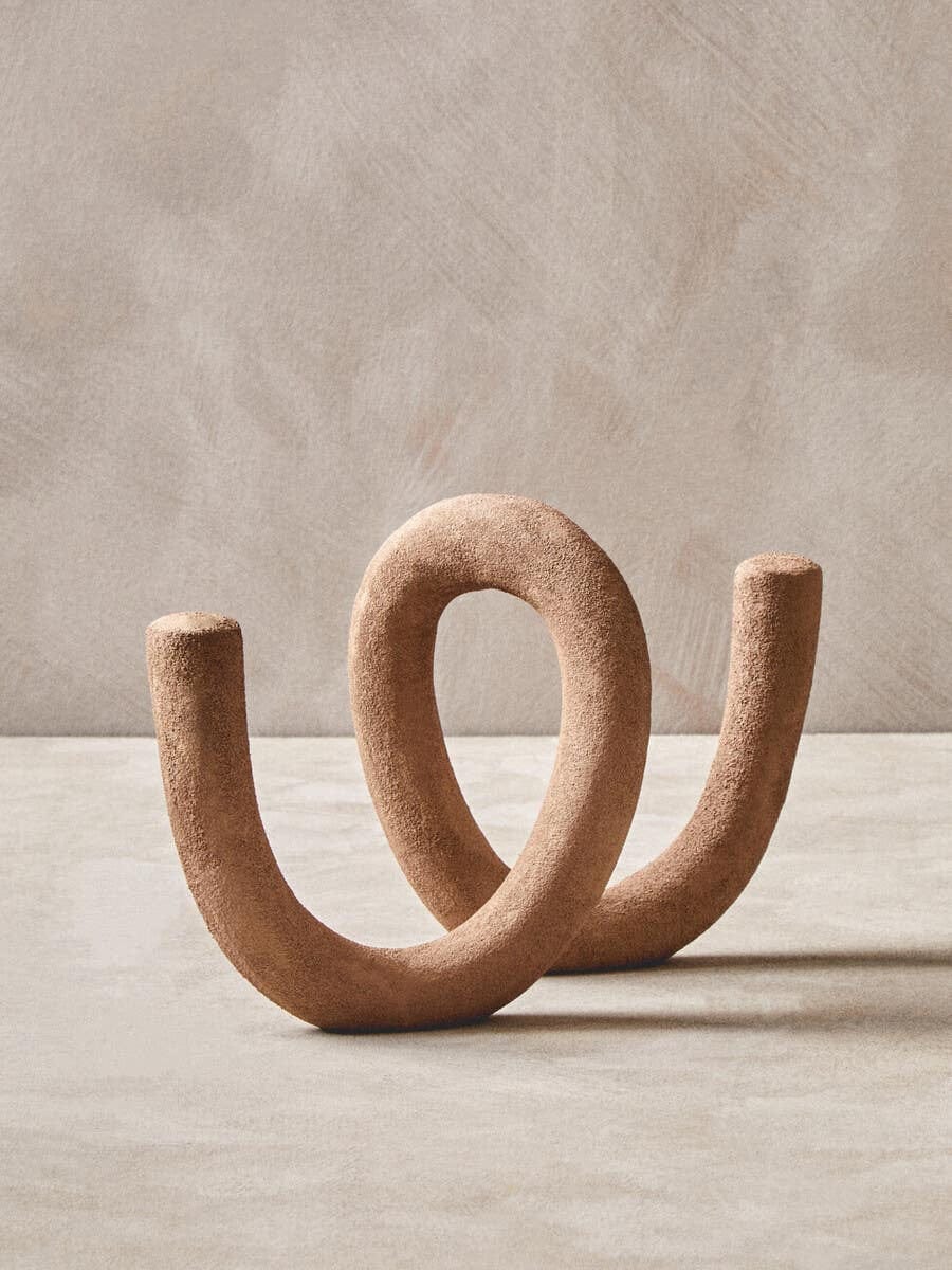 Dunas Large Textured Beige Loop Sculpture - Image 8