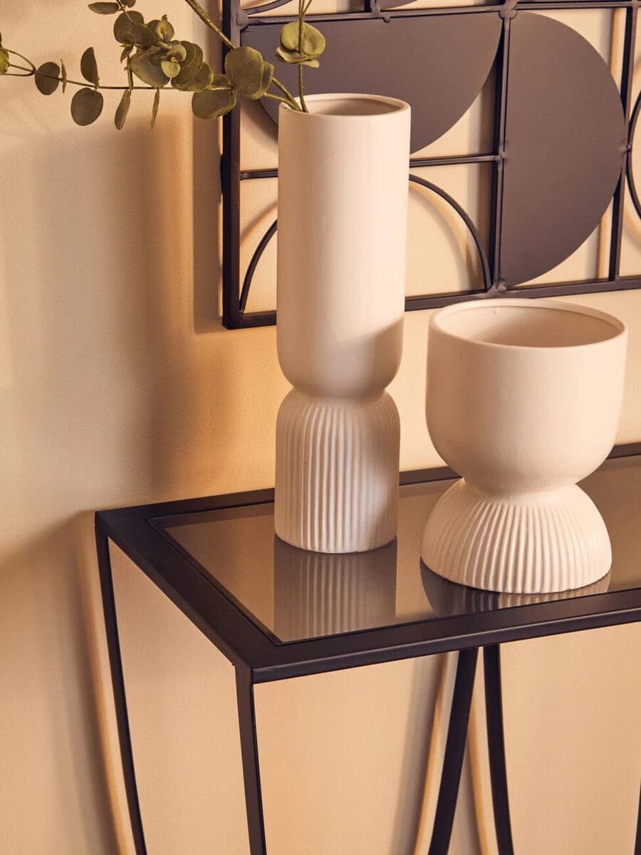 Fia White Vase - Image 12