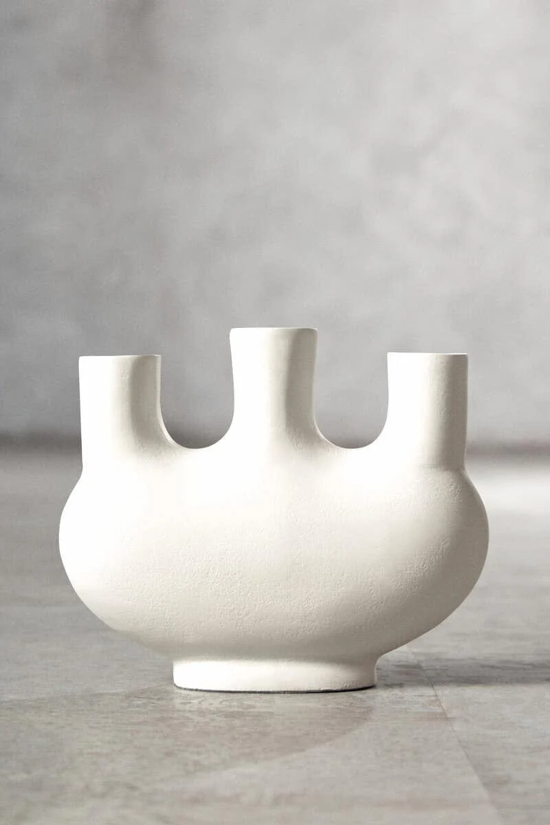 Hapax Small Cream Vase - Image 7