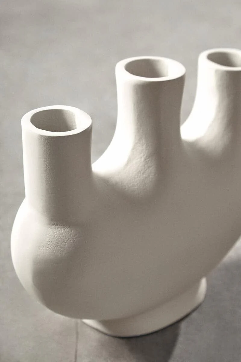Hapax Small Cream Vase - Image 8