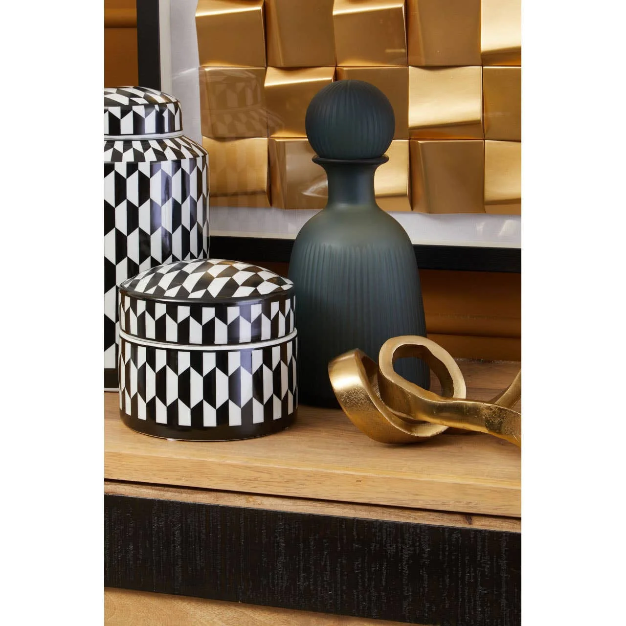 Hira Medium Blue Bottle Vase - Image 7
