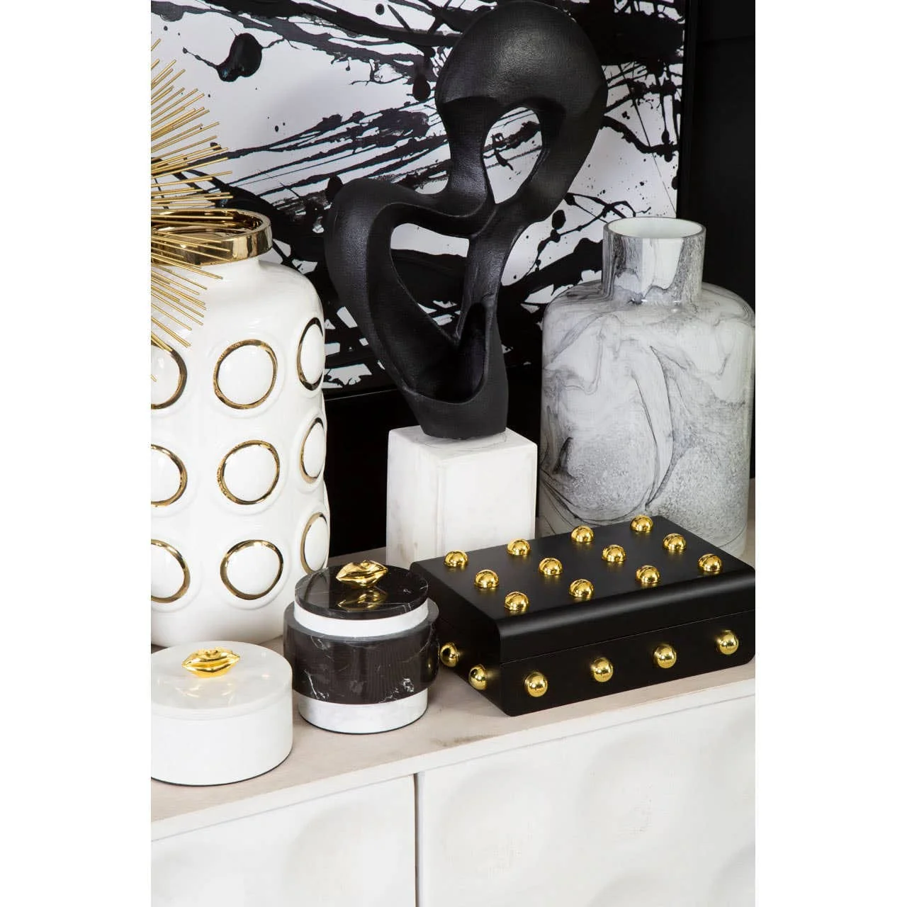 Mirano Black Finish Knot Sculpture - Image 7