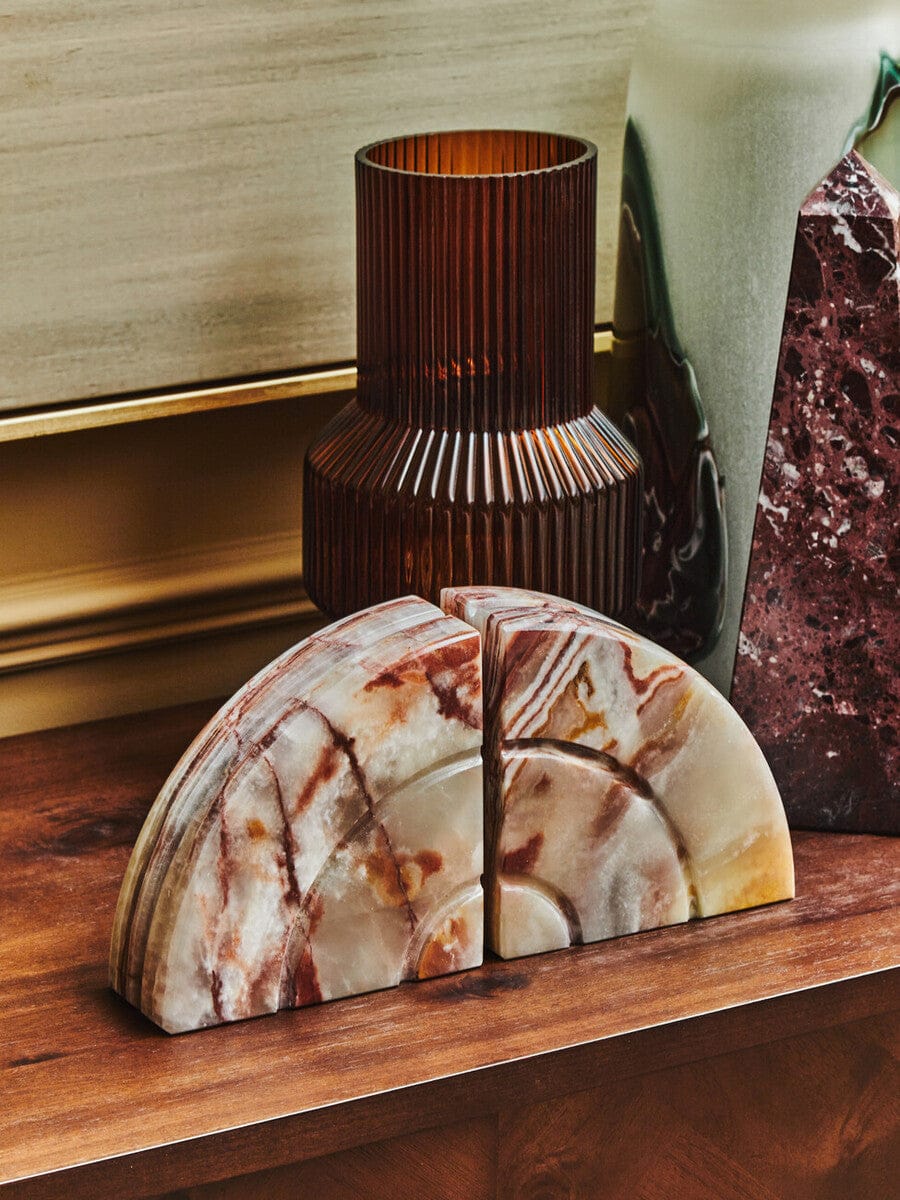 Salmo Small Red Marble Obelisk - Image 15