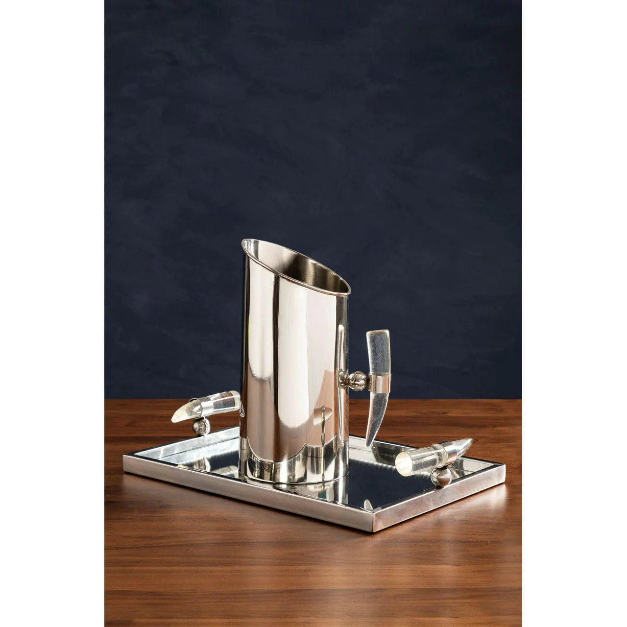 Herne Acrylic Horn Handle Pitcher (handles marked)} OUTLET - Image 9