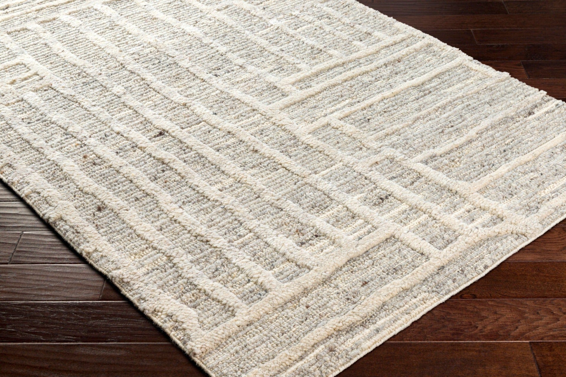 Manisa Hand Woven Rug 305 x 244 cm - Image 4